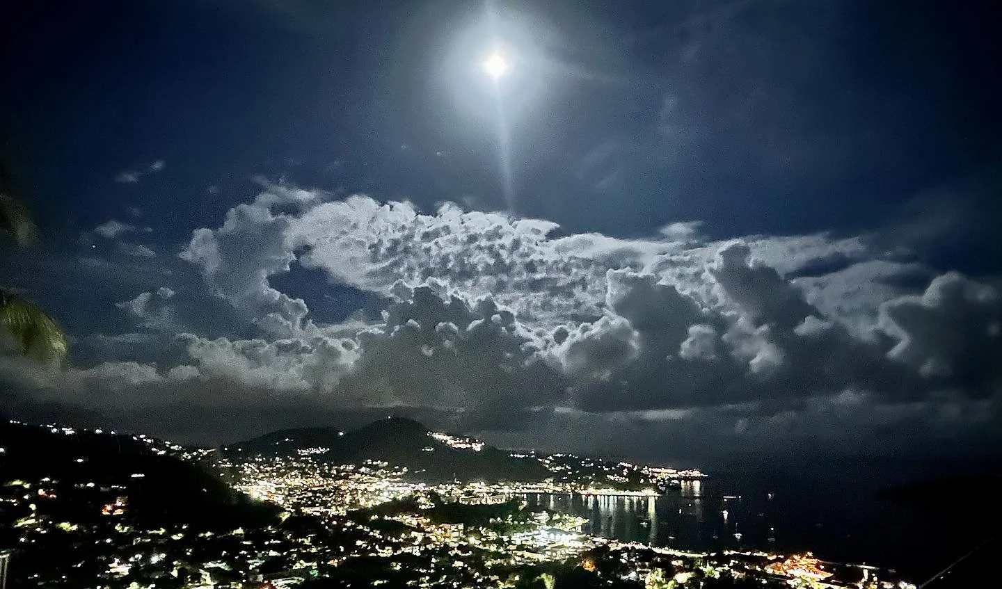 It&rsquo;s a peaceful July night and  this is a good looking town.
#charlotteamalie #stt #mafolie