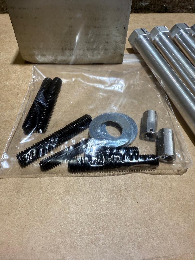 KIT 1.jpg