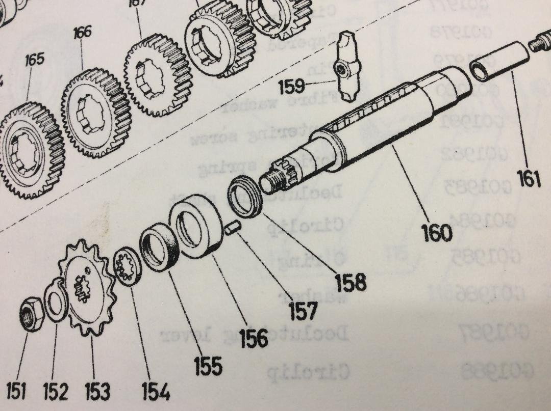 GREEVES PATHFINDER PUCH MODEL 59 GEARBOX MAINSHAFT BEARING SPACER PART NUMBER G2012 1.jpg