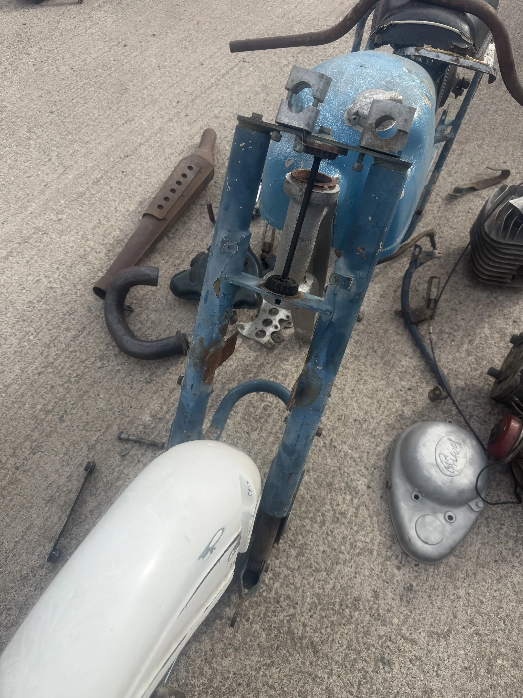 GREEVES CHALLENGER 24MX1 1964 BASKET CASE FRAME NUMBER 24MX 333