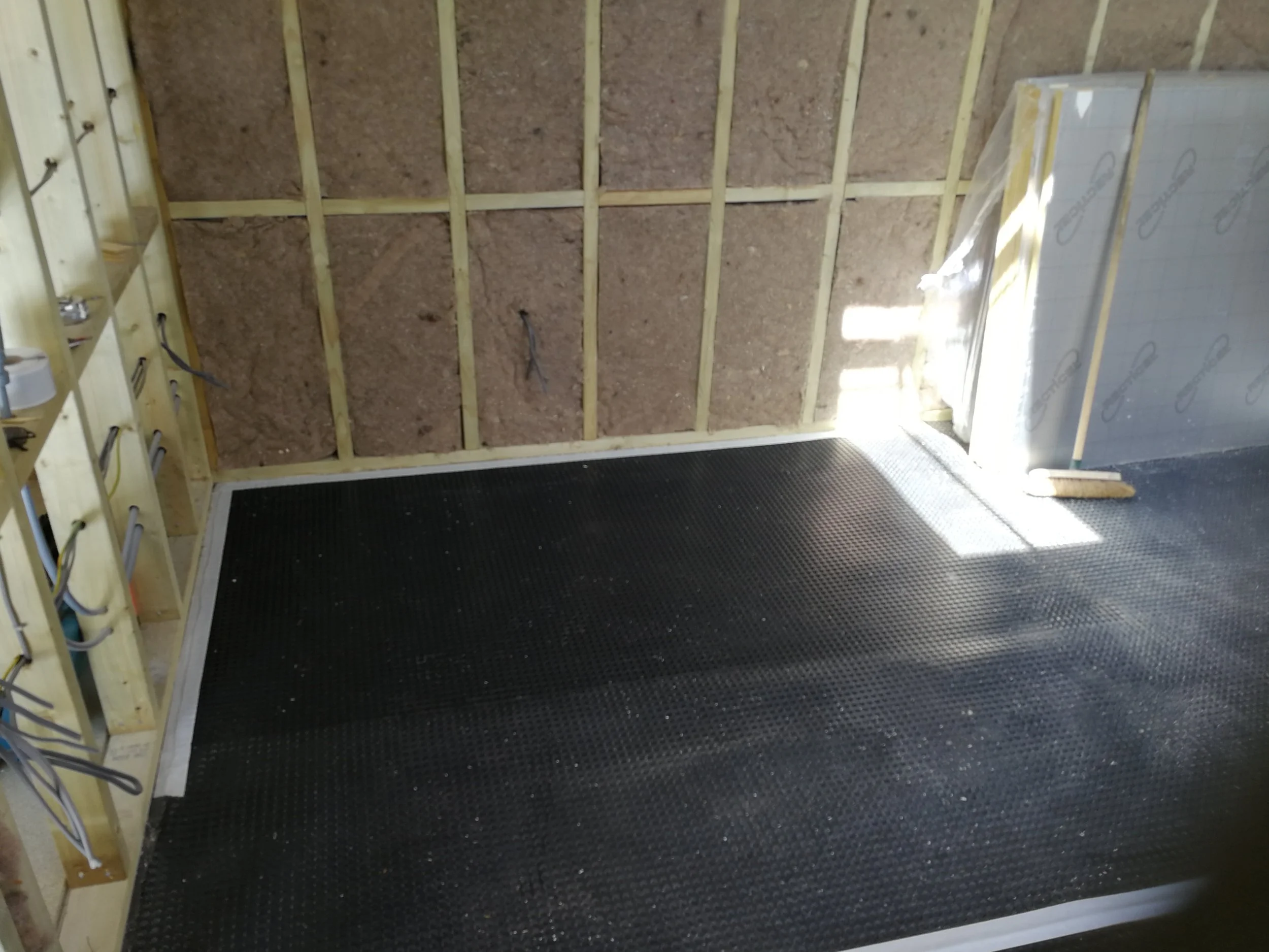 Wykamol floor membrane.