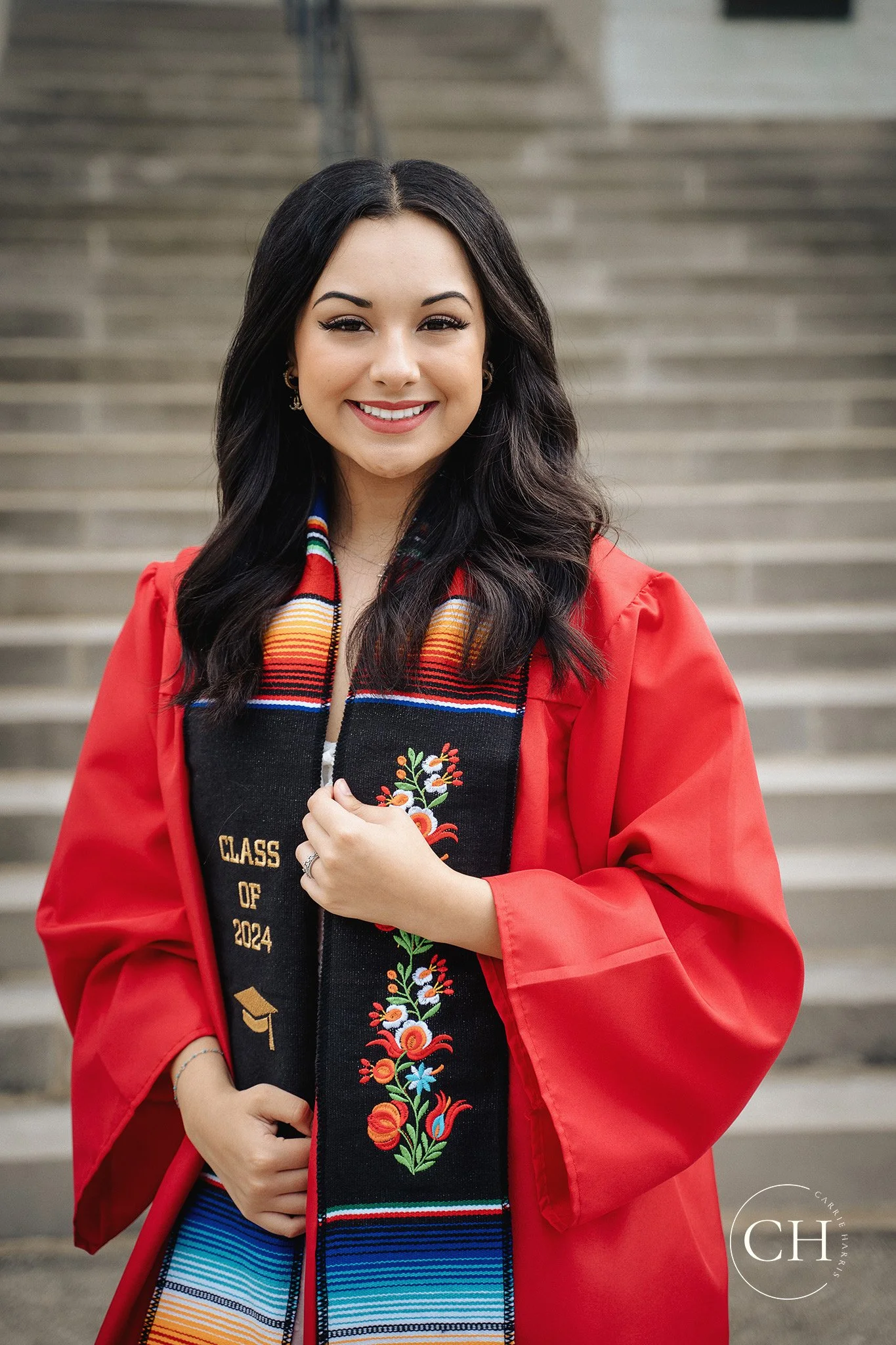 Cap &amp; Gown Sessions: Saline &amp; Ann Arbor, Michigan