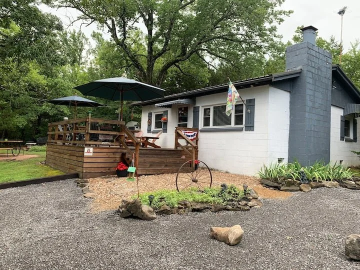 Cozy Cabin (6 guest)