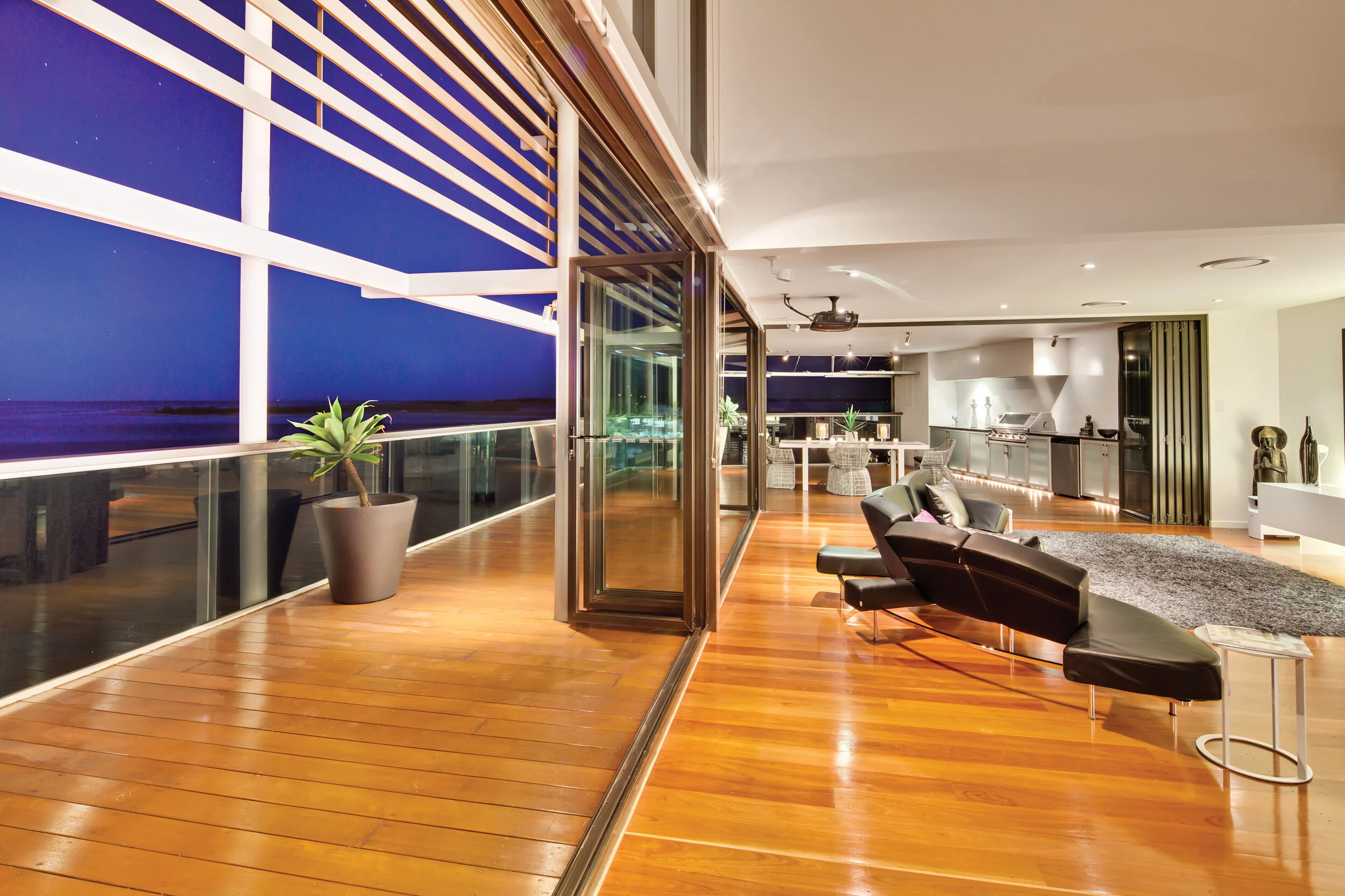 $4.25m penthouse sale breaks Caloundra record 