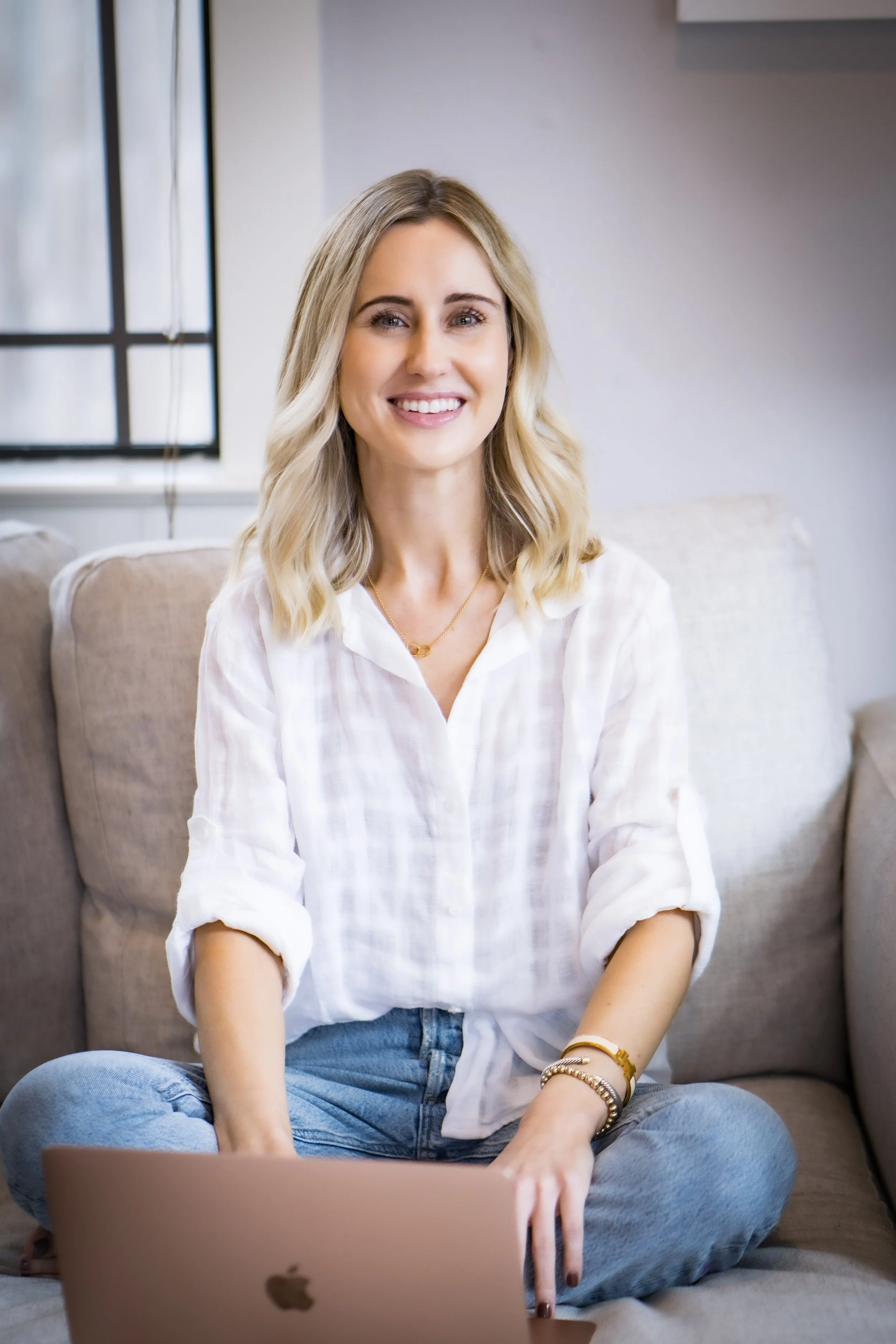 Online Therapist in Houston for Women & Young Professionals Adults