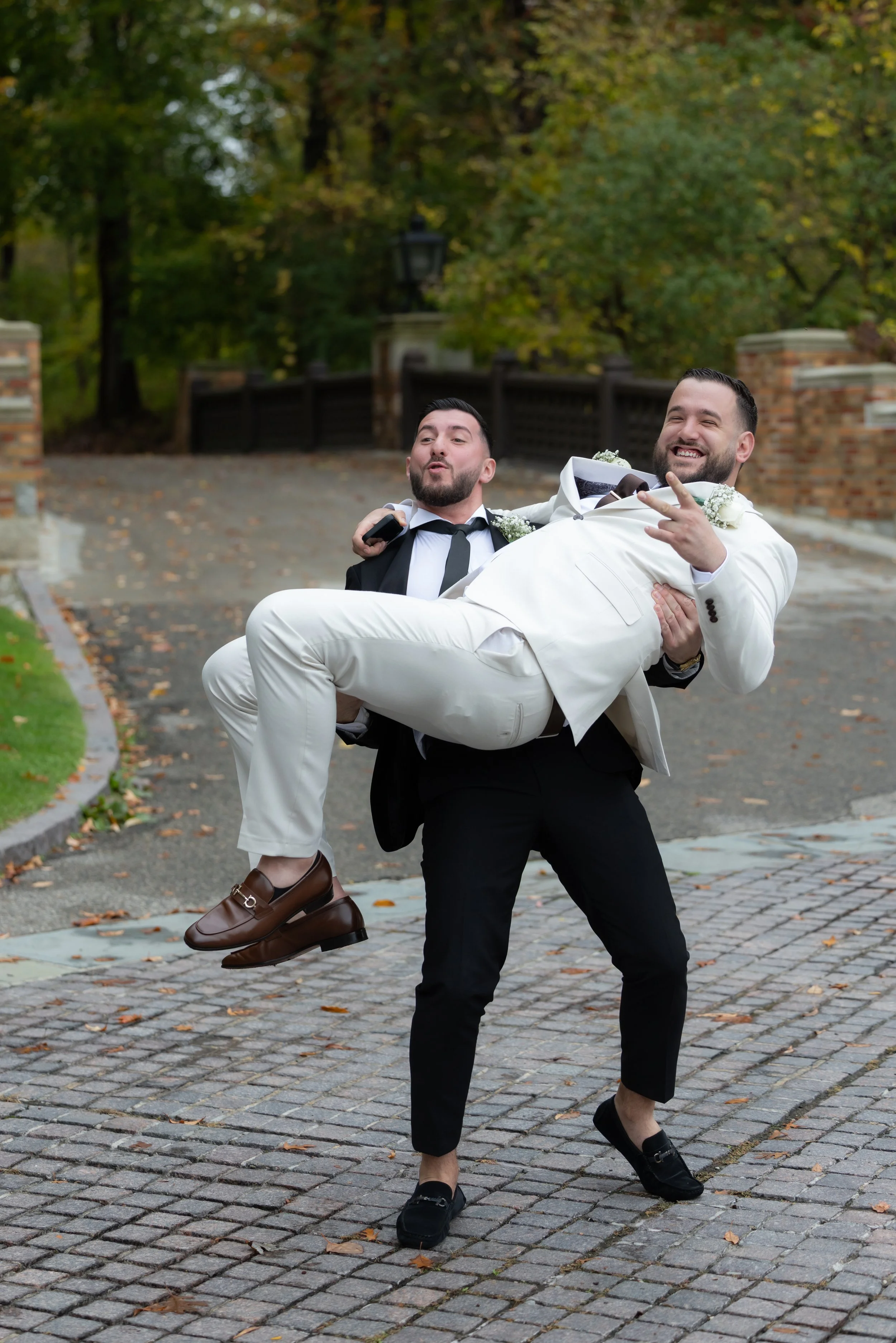 Martin & Olivia wedding photographed by Zak Studio