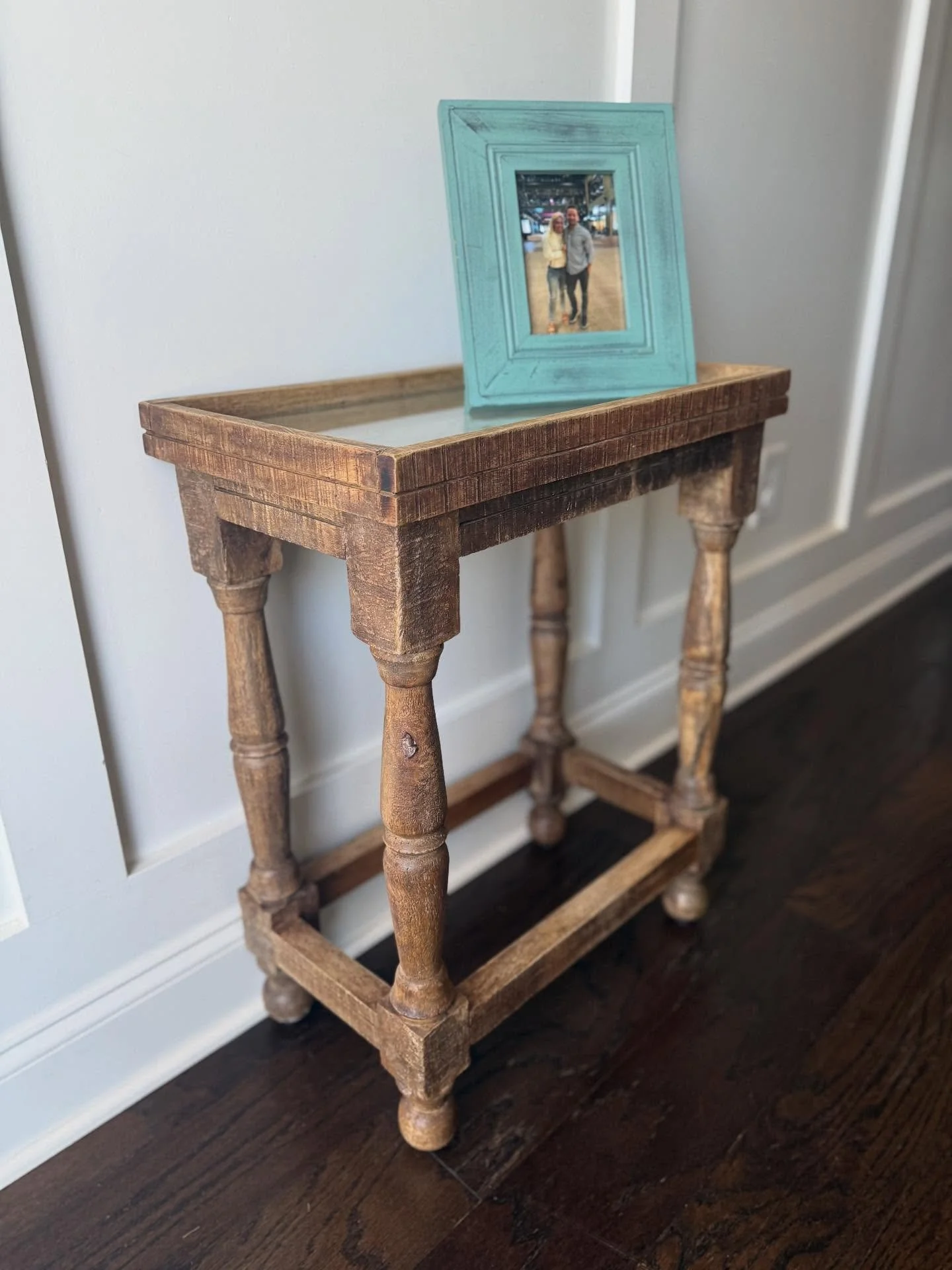 [ SO L D ]
Vintage Rustic Accent Table / Side Table

Add a touch of warmth and character to your home with this charming vintage wooden accent table. Featuring beautifully turned legs and a naturally weathered finish, this piece brings rustic farmhou