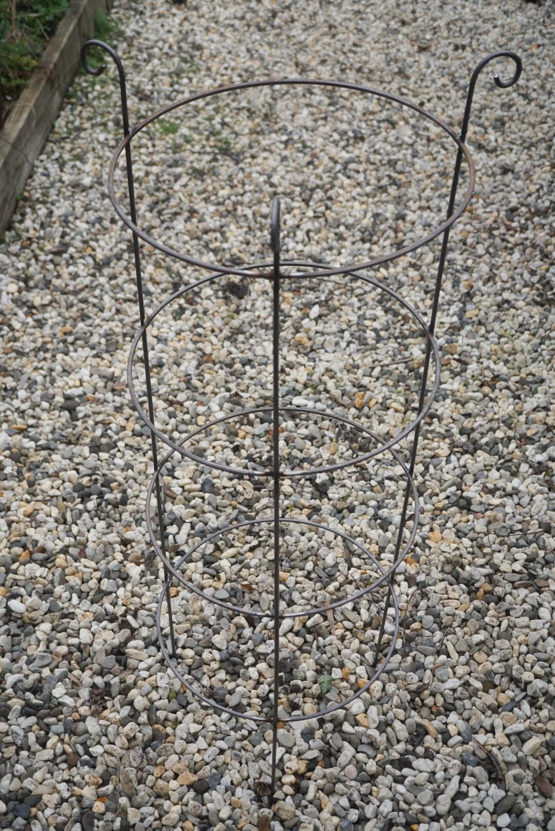 Hand Crafted Metal Plant Support 4 ring 400mm x 1220mm 'The Peach ...