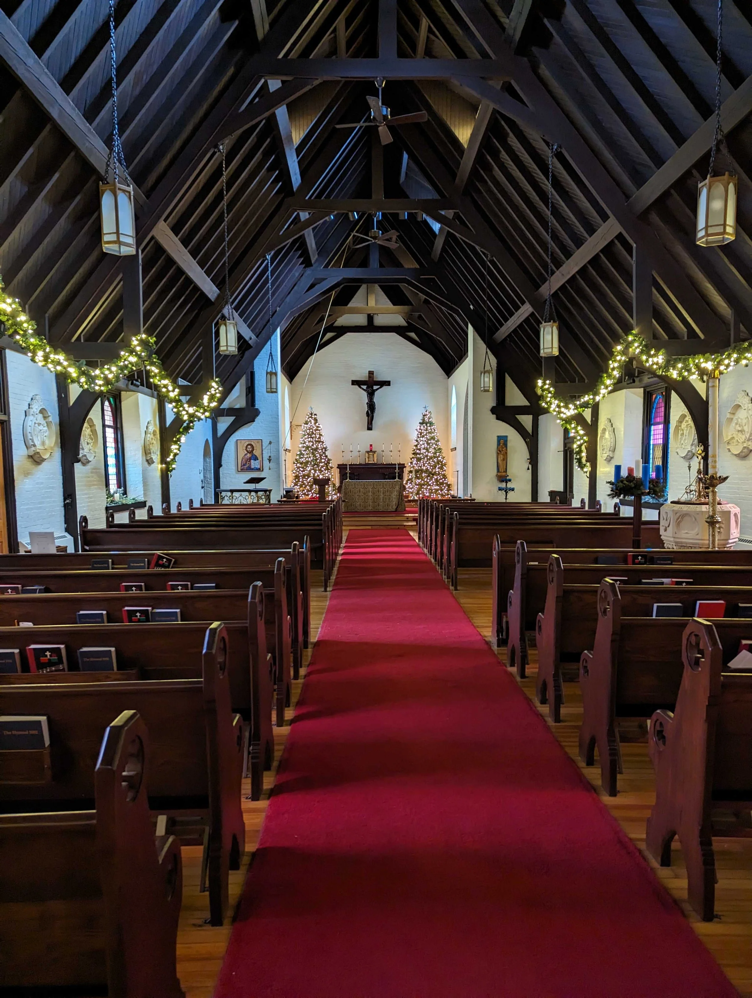 Sung Mass, Christmas Eve 