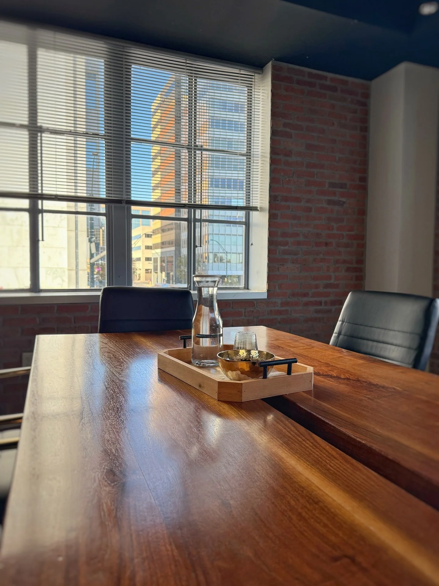 Hospitality and business

Our prepared conference room trays have been the talk of the space. When you book a day in advance, you can expect a tray with the essentials. 😊

#office #coworkingspace #bookings #conference #water #mint #business