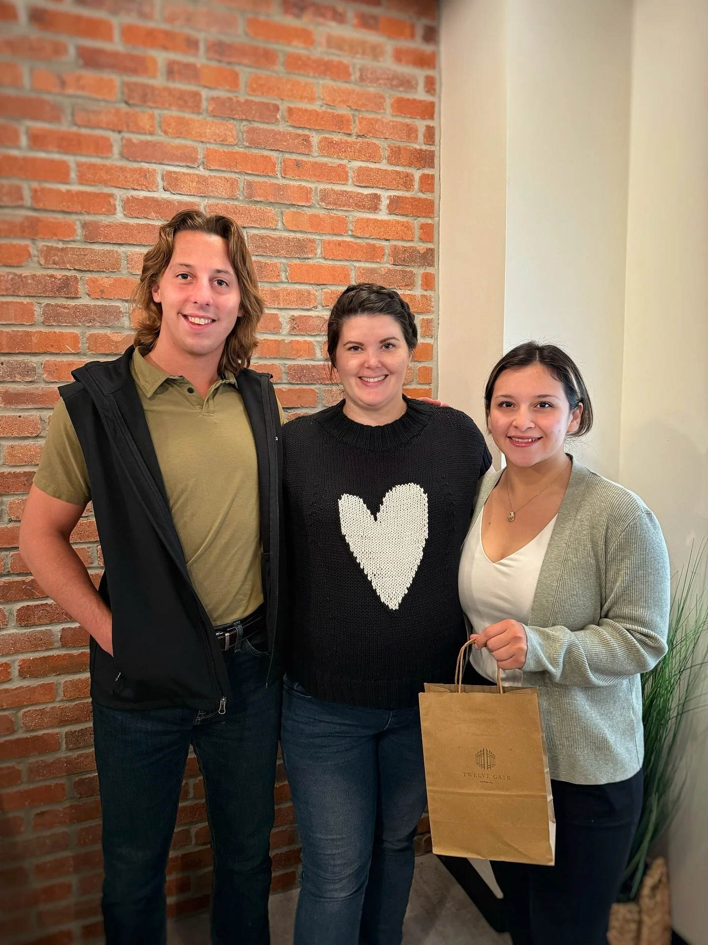 🍫 🥐 = 💚 

Thanks @backstageeventmarketing for treating the SSC team to some delicious treats from @twelvegate 

As you can see, Ginny has a big heart! 

#office #coworkingspace #treats #community #fall #chocolate #thanks
