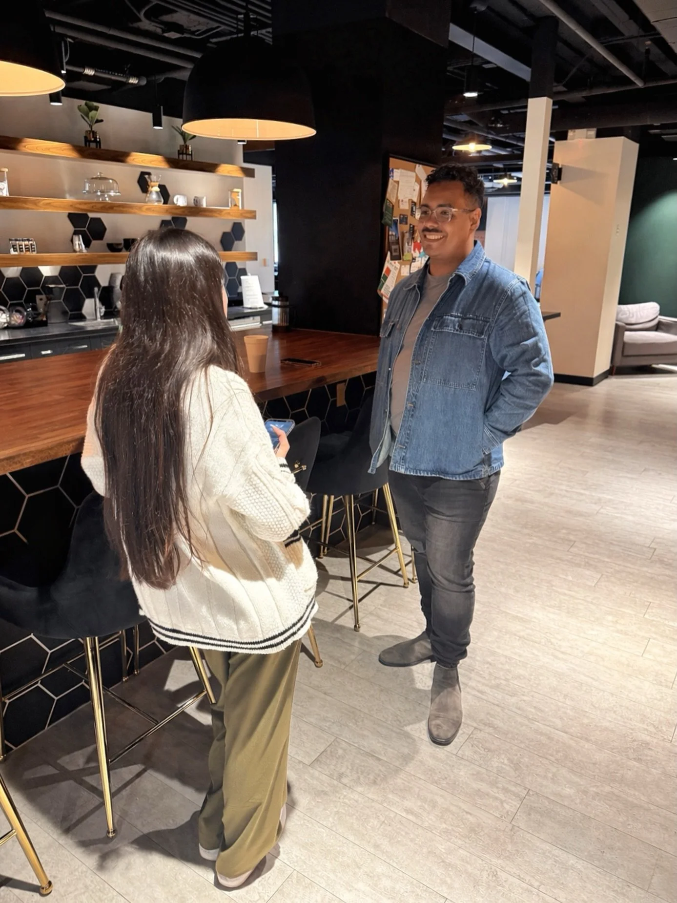 Everyone starts out as a stranger! 

We love helping our members make that first connection, and Art says it&rsquo;s always best done in the cafe area! 

#office #connections #cowork #network #coffee