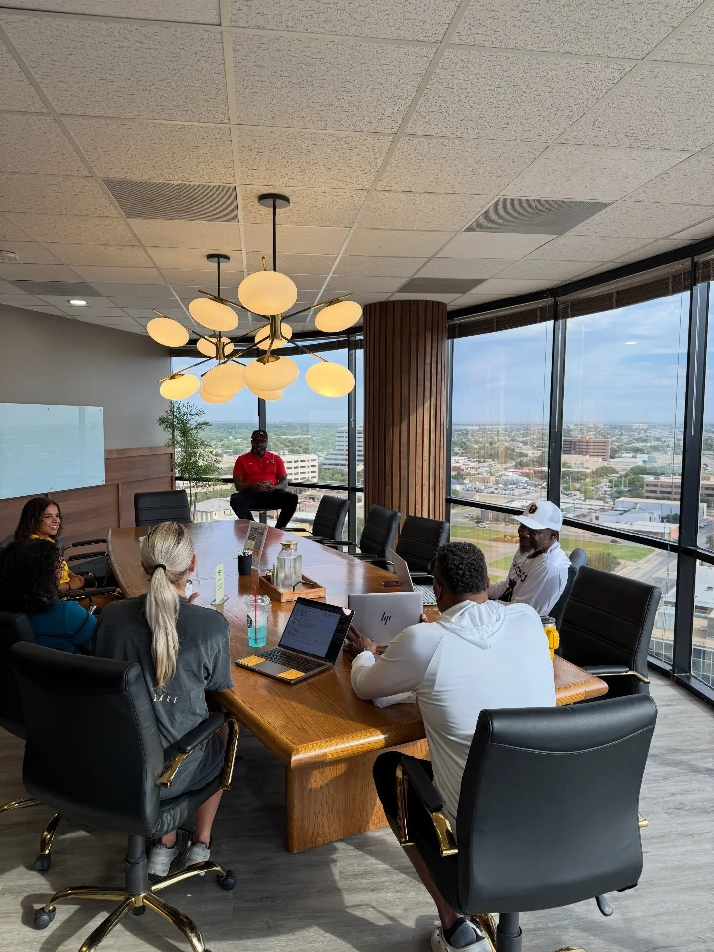 Let&rsquo;s get ready for some FOOTBALLL! 🏈 

Tall City Black Gold is ready to find their emcee for this season! 
Big voices up in the BigSky conference room! 

@tallcityblackgold  #office #big #sky #football