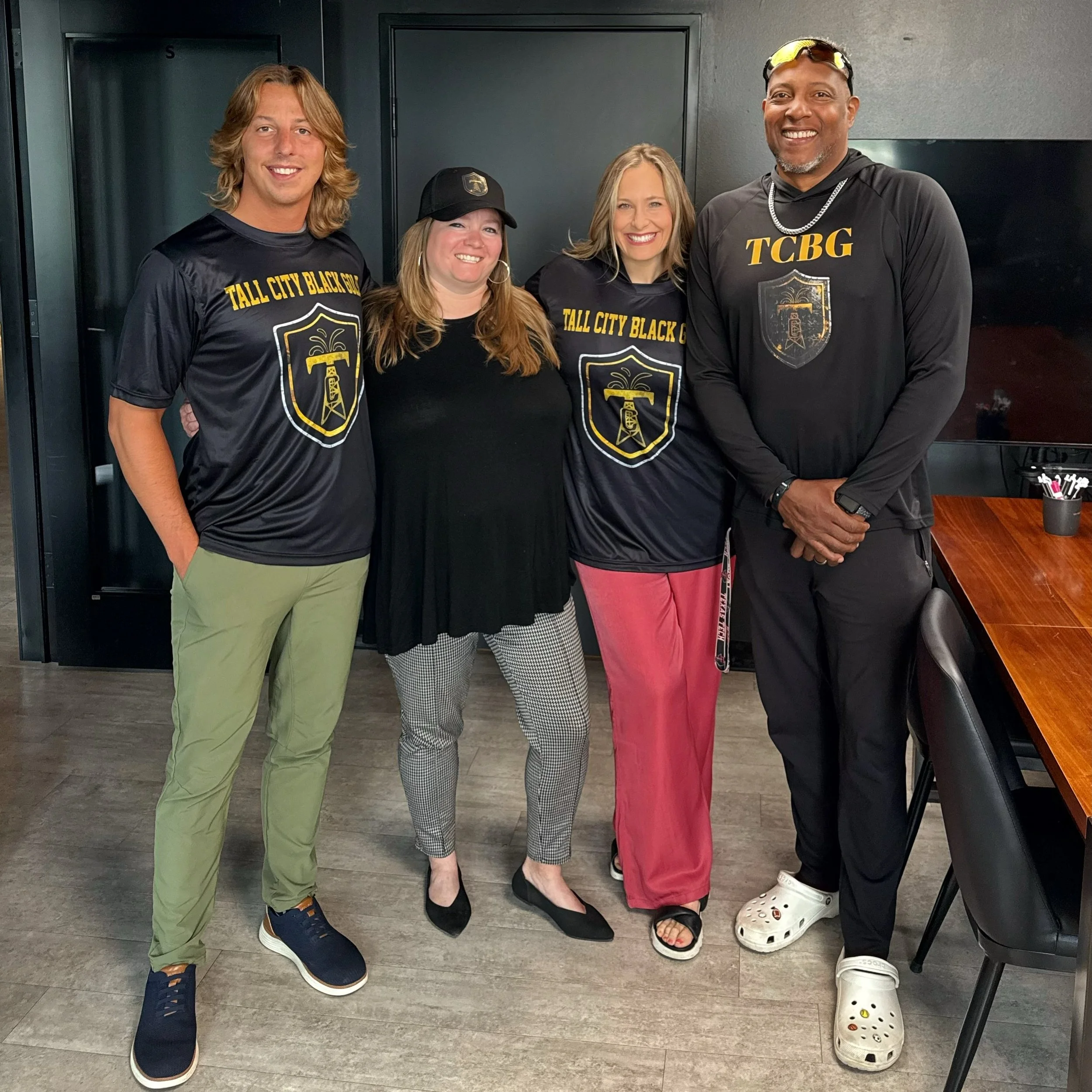 Cheering on the team! 🏈 

@tallcityblackgold plays Texas Syndicate tomorrow at 7pm!