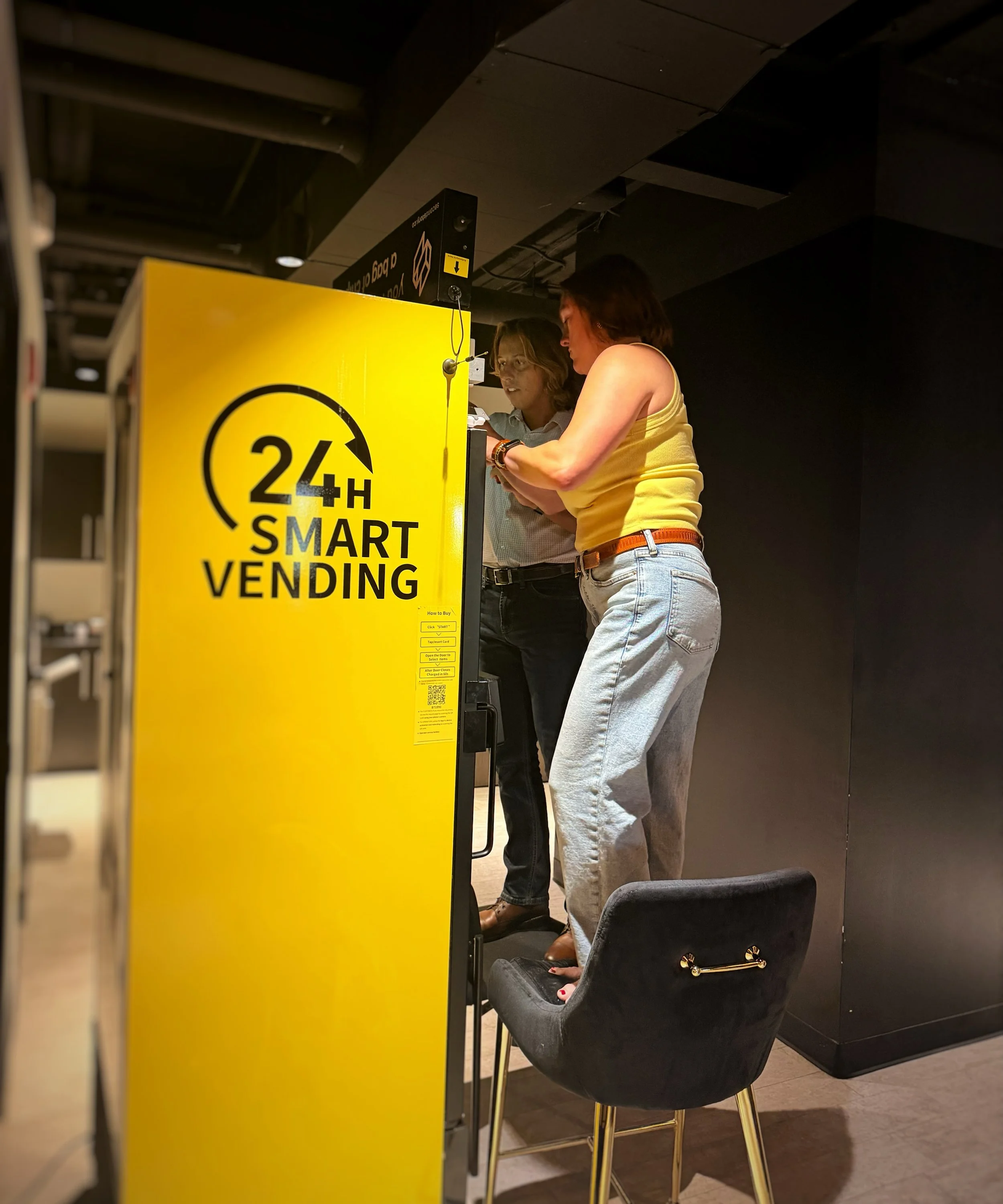 Casual Fridays

When the vending machine went down, we had members hop to action to give Art some extra hands! 

Community can&rsquo;t be manufactured, it&rsquo;s a patient process of building connections and consistent communication. 

#office #cowo