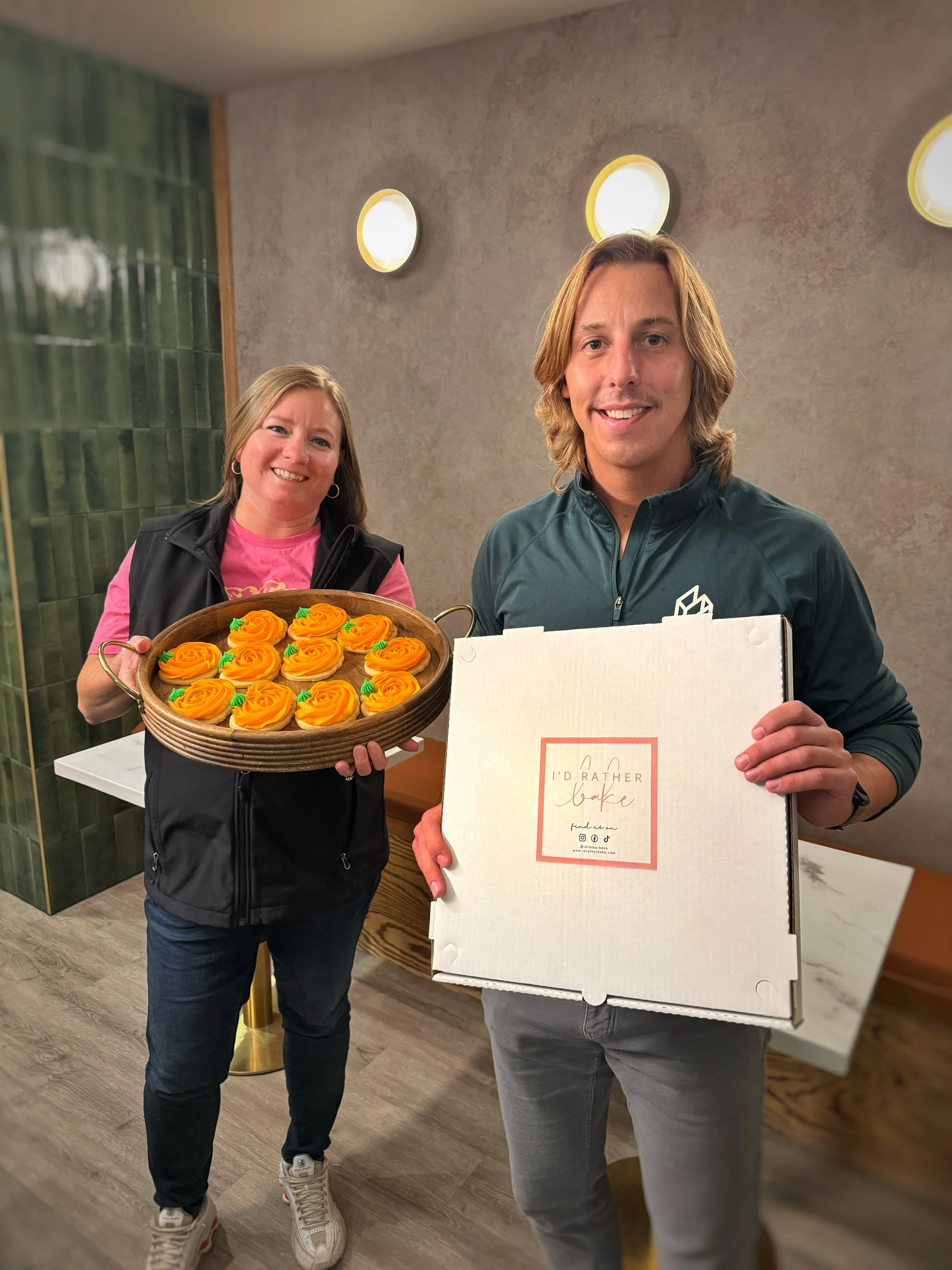October Birthday shout-outs! 🎃

Thank you @idratherbake for the awesome cookies, and we know your team will rock our new swag! 

Hilary and Art share this spooky month! 👻 

#birthday #october #office #community #coworking