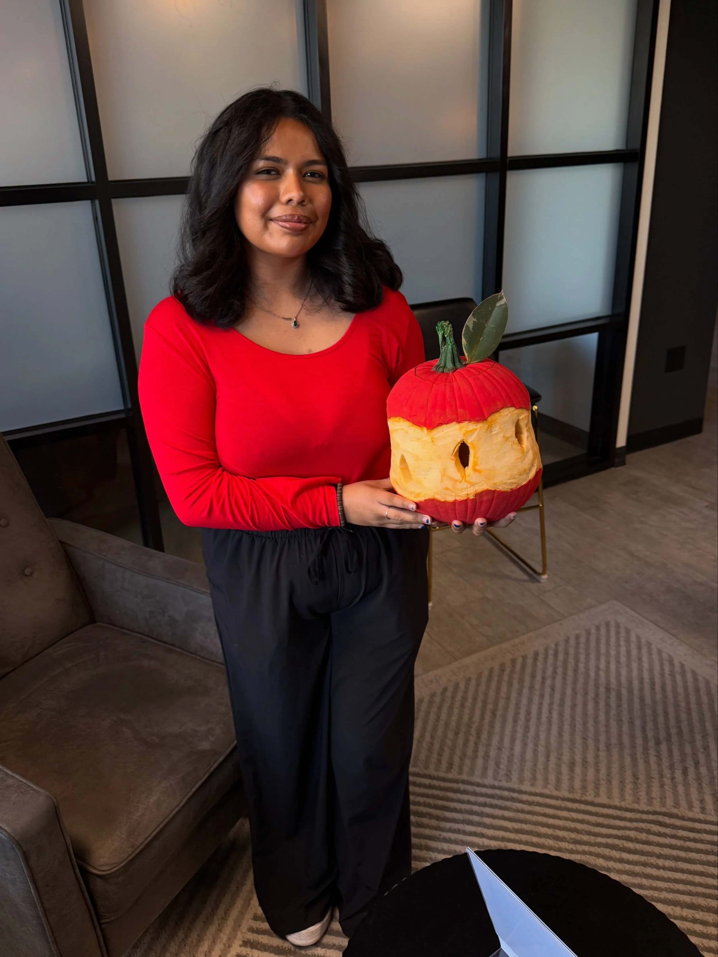 Creative to the core! 

We are getting ready to take our pumpkins to the @bushfamilyhome annual pumpkin walk! Dez turned hers into an apple! 🍎 

#office #pumpkin #coworking #spookyseason