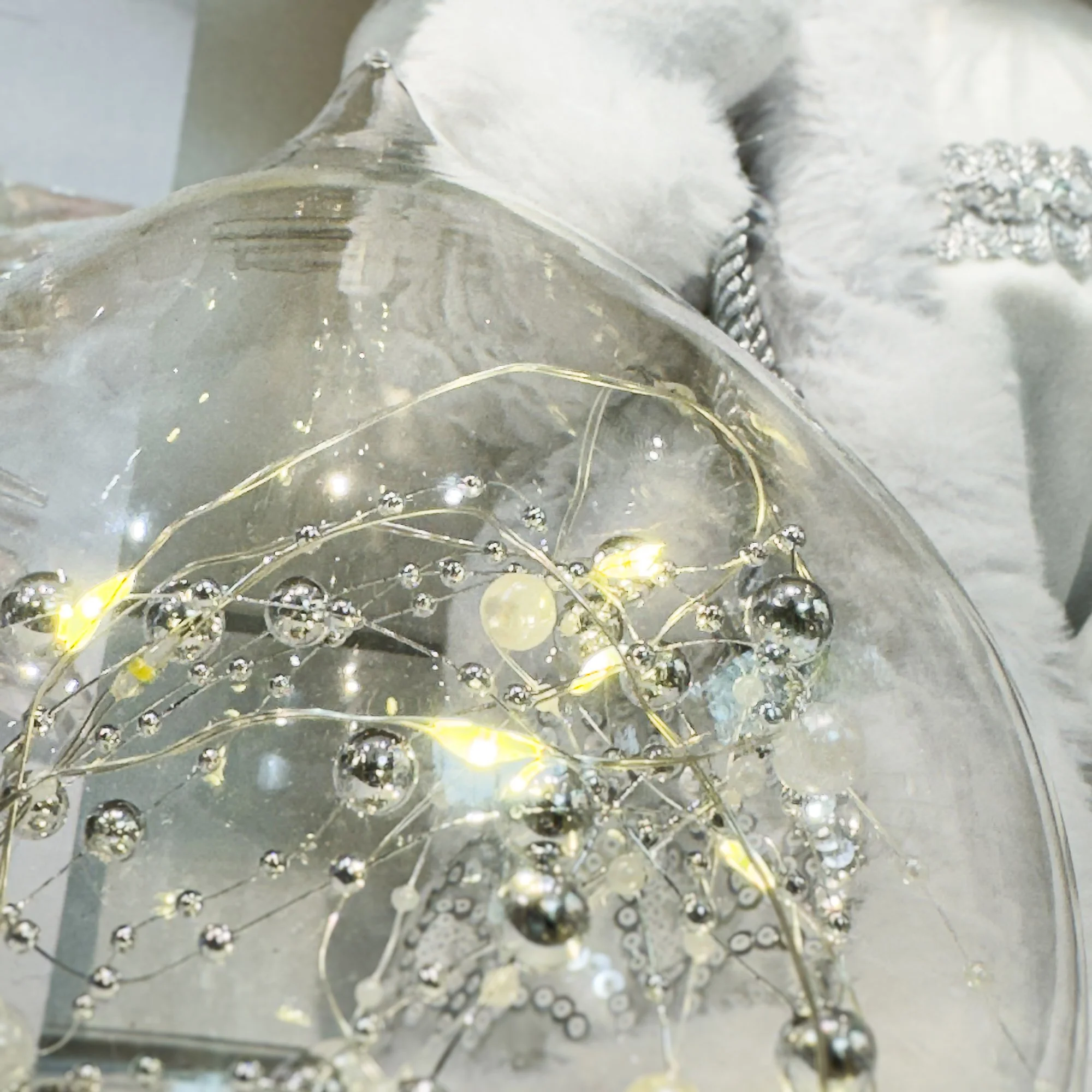 Glass LED Clear Pearl Teardrop.jpg