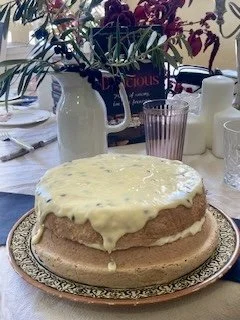 KATE LEGGE SPONGE CAKE TIGHT.jpg