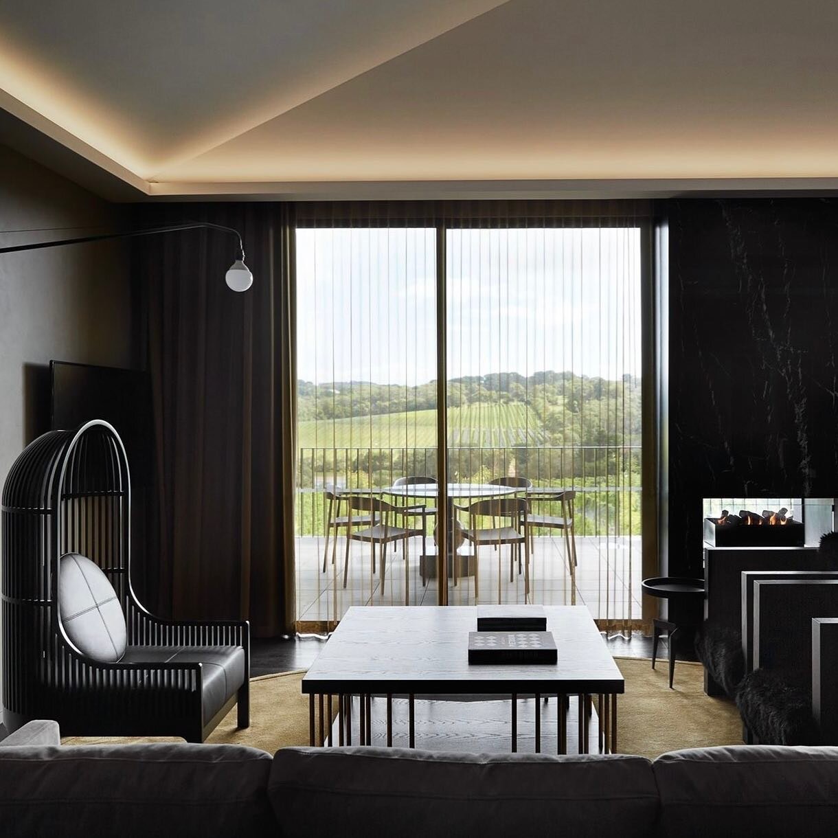 Jackalope Hotel &bull; Mornington Peninsula
&bull;
&bull;
&bull;
🍷Winery
🏨 Luxury Hotel
🍽 Fine Dining 
⛰ Incredible scenery
You&rsquo;ve got to check out this property and ✔️ tick it off your bucket list. 
&bull;
&bull;
&bull;
This luxury accommod