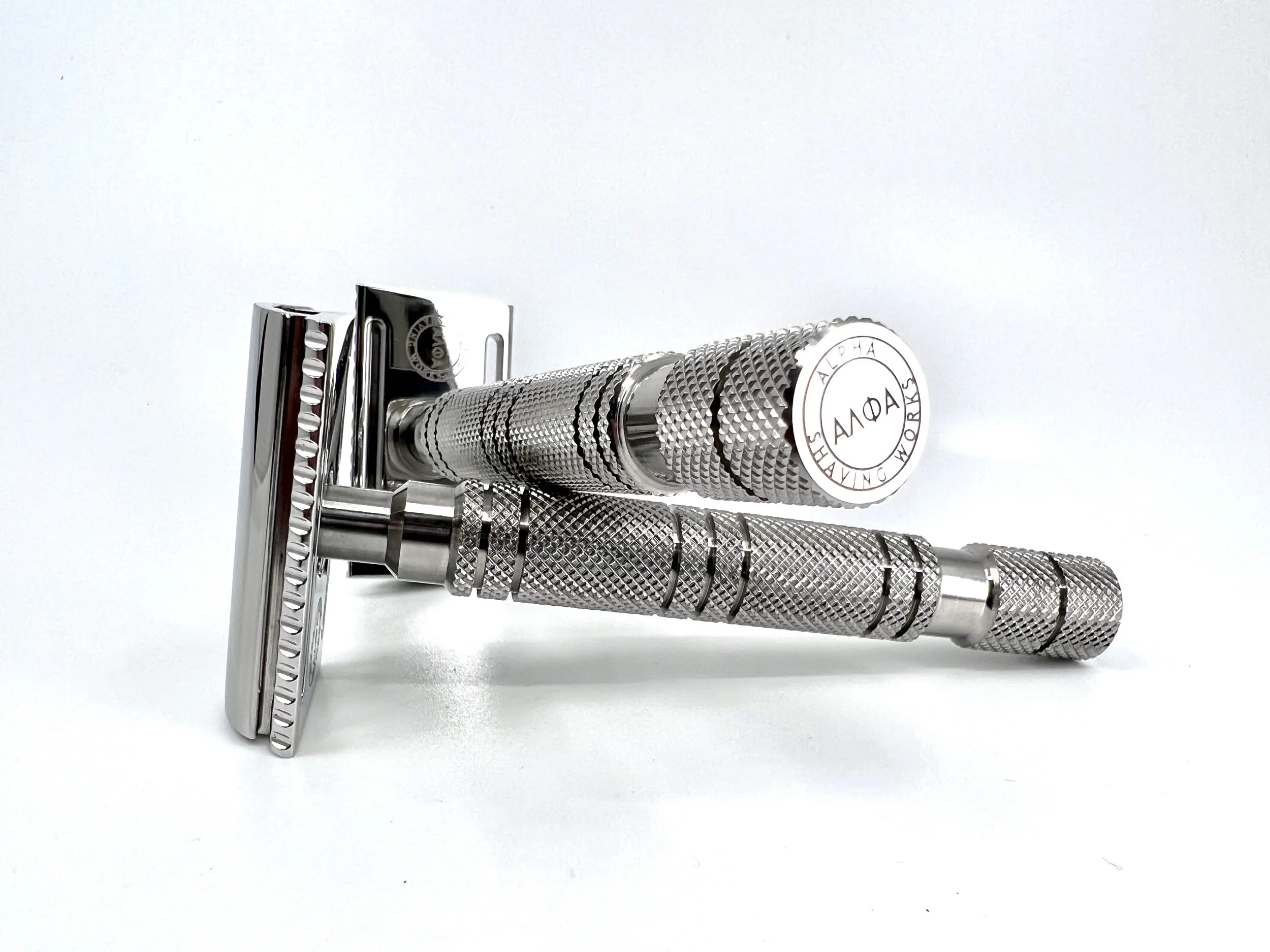脱毛・除毛 Alpha Outlaw Evolution 316L Bravo Handle Outlaw Evolution 316L - Scratch & Dent — Alpha Shaving Works
