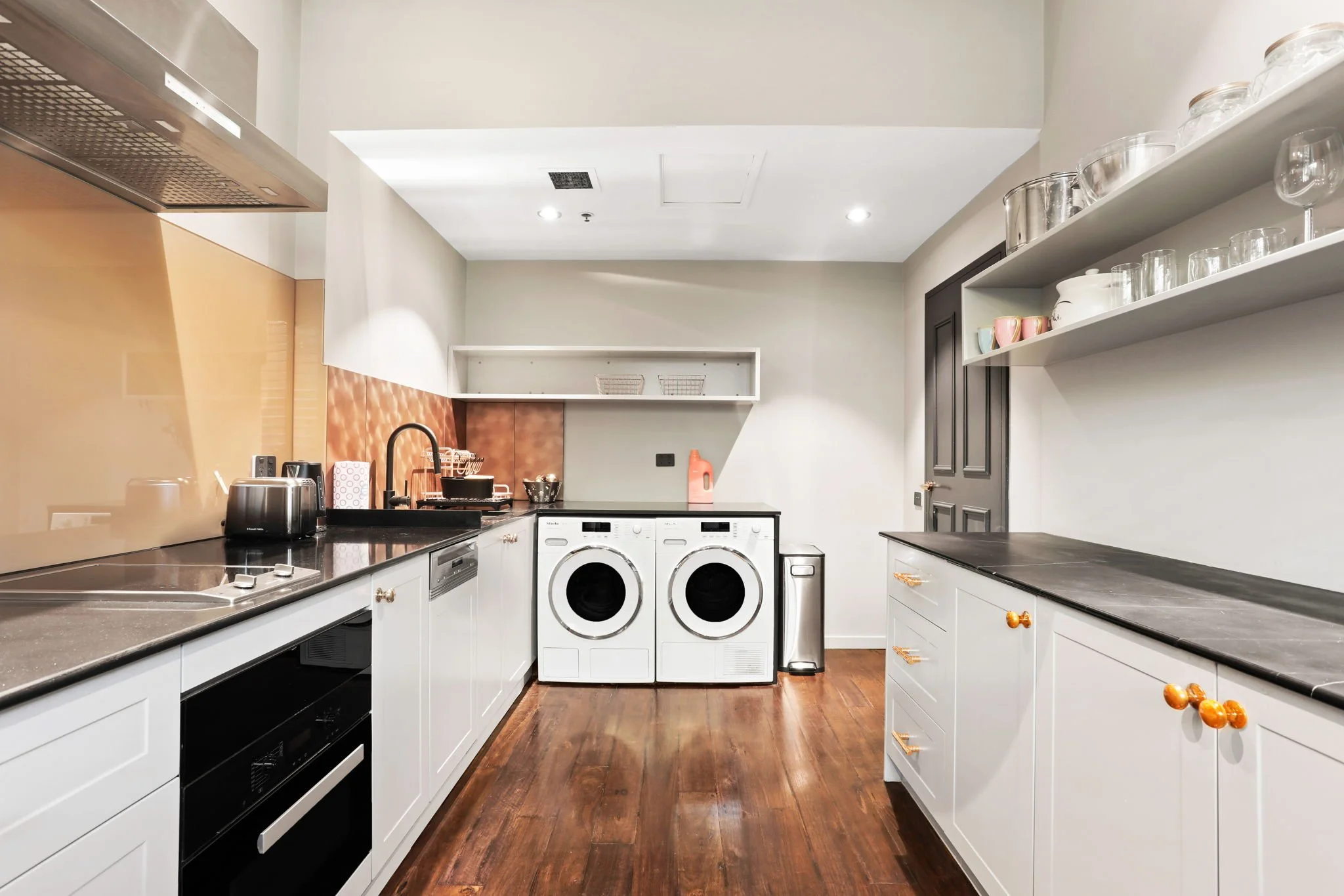 Penthouse 13-243 Pyrmont St, Pyrmont, NSW 2009-9.jpg