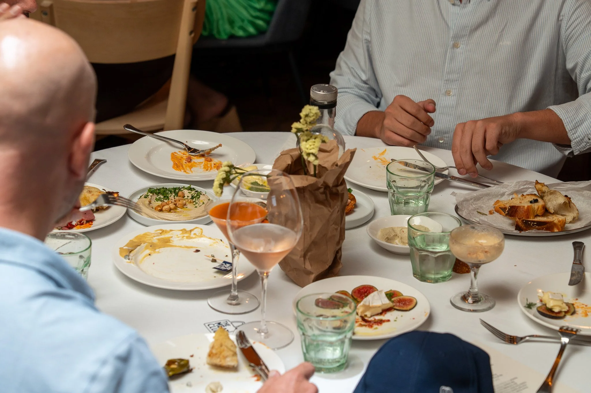 Lunch Meeting or Long Catch-Up? How to Pick the Right Table at North Miznon