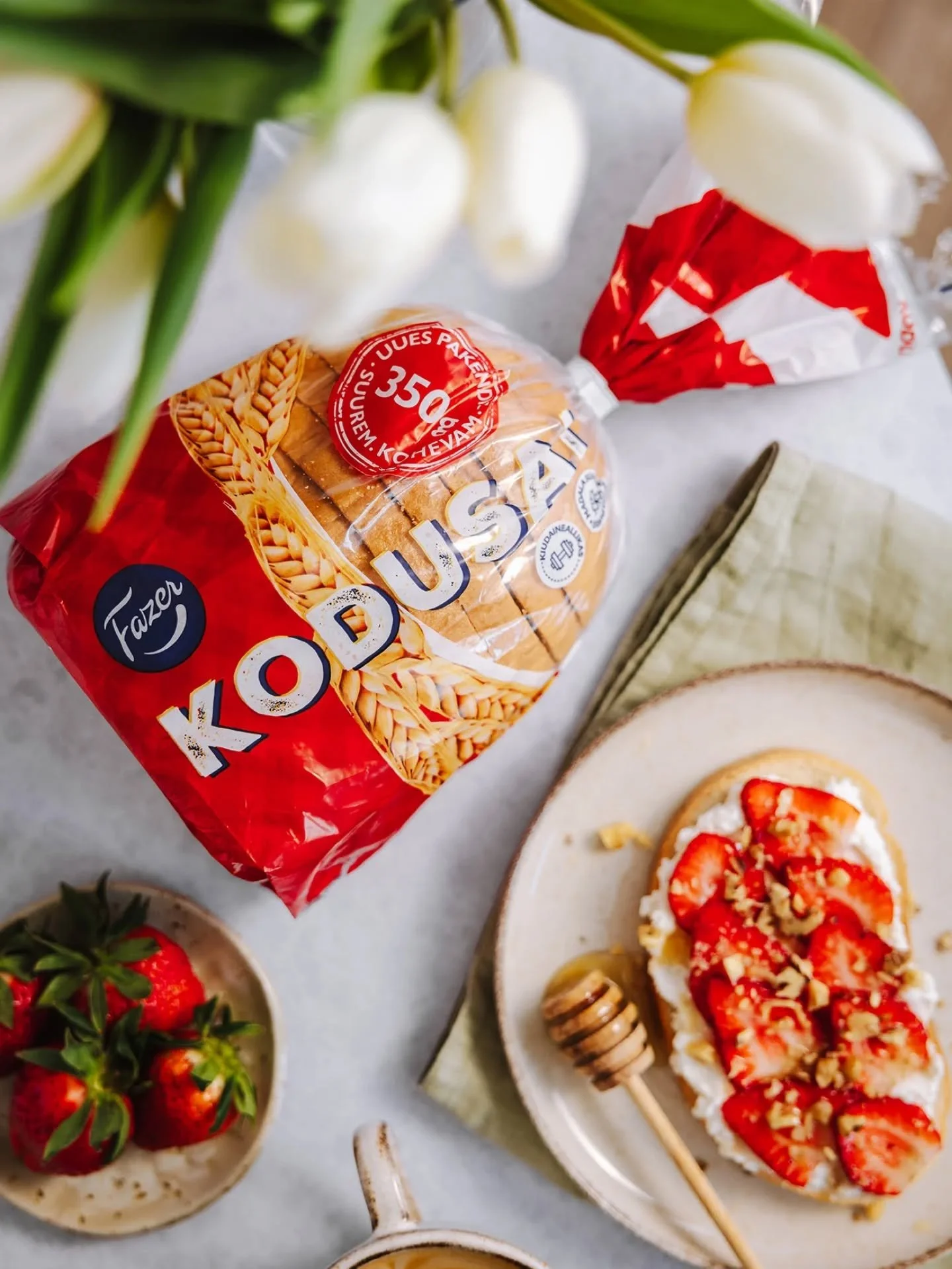 Selle aasta esimene! 🤩 Aga vana aasta publiku lemmikud. Ehk kes m&auml;letab, siis aasta l&otilde;pus tegin siin h&auml;&auml;letuse, millised on teie lemmikud minu fotod eri kategooriates. Ja siin on tulemused:

🥪 Lemmik tootefoto - @fazereesti Ko