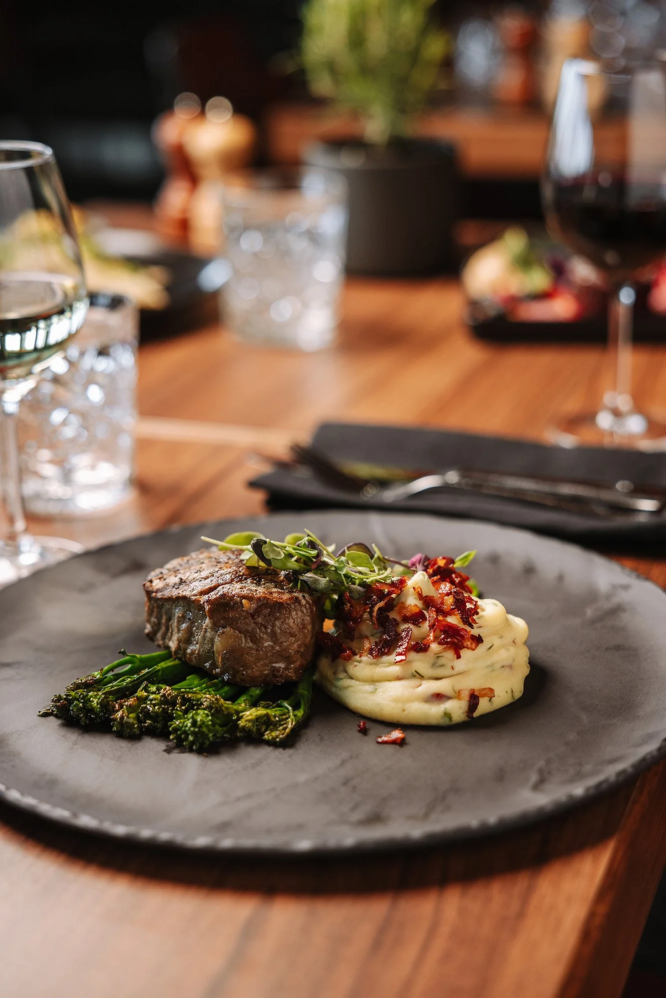 grillhouse-04.26-lauraoro-web-5.jpg