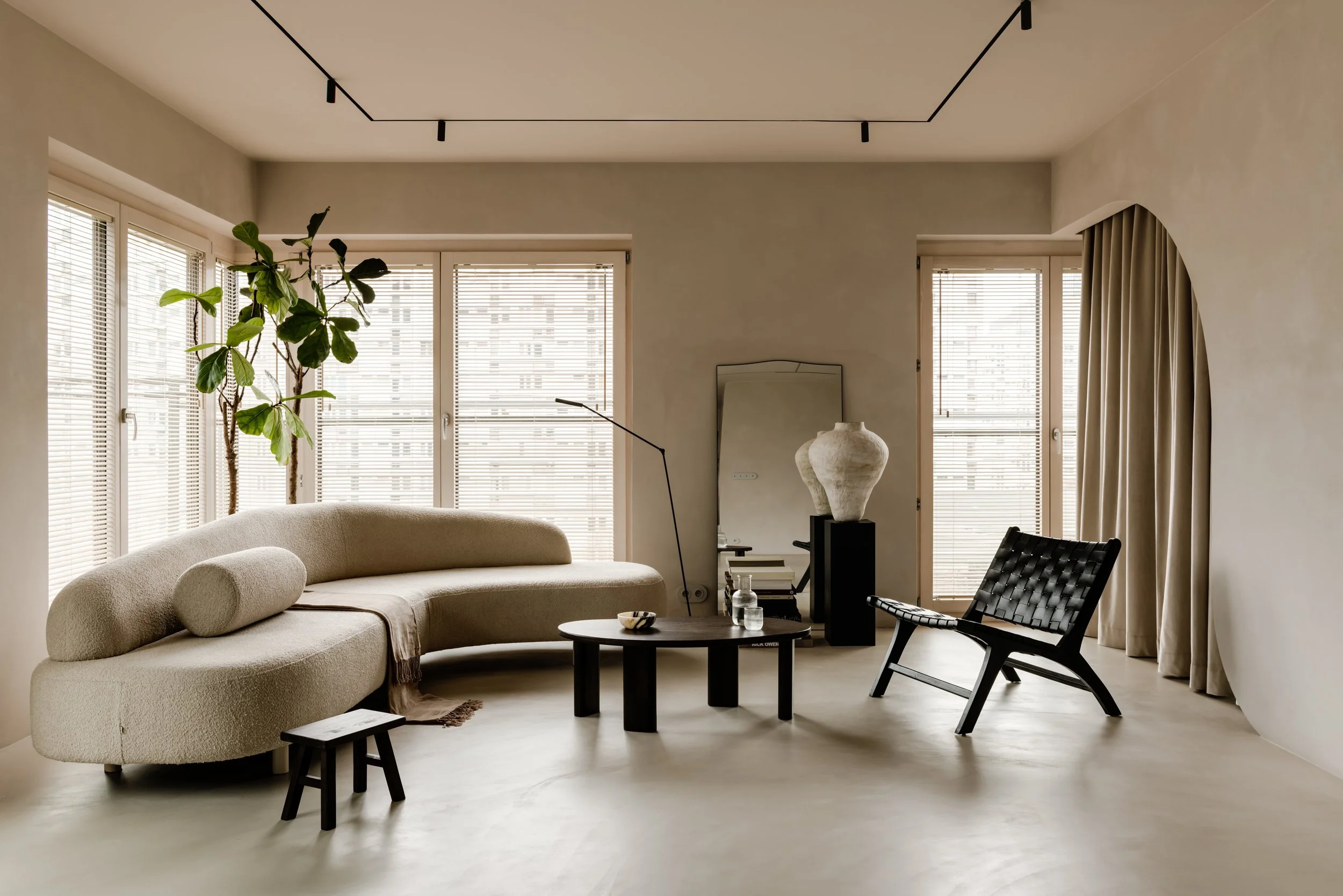 Grzybowska Apartment | Dawid Konieczny Interiors - New Norm