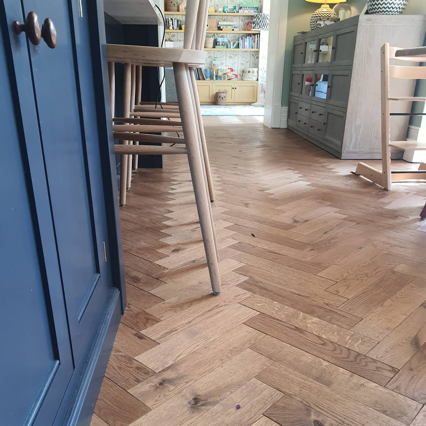 Beautiful spot for Monday morning breakfast 😍

Have a great week everyone!

🔴Huscroft Flooring🔴

#huscroftflooring #interiorstyling #ihavethisthingwithfloors #woodfloors #woodflooringexperts #flooringinspiration #luxuryflooringandfurnishings