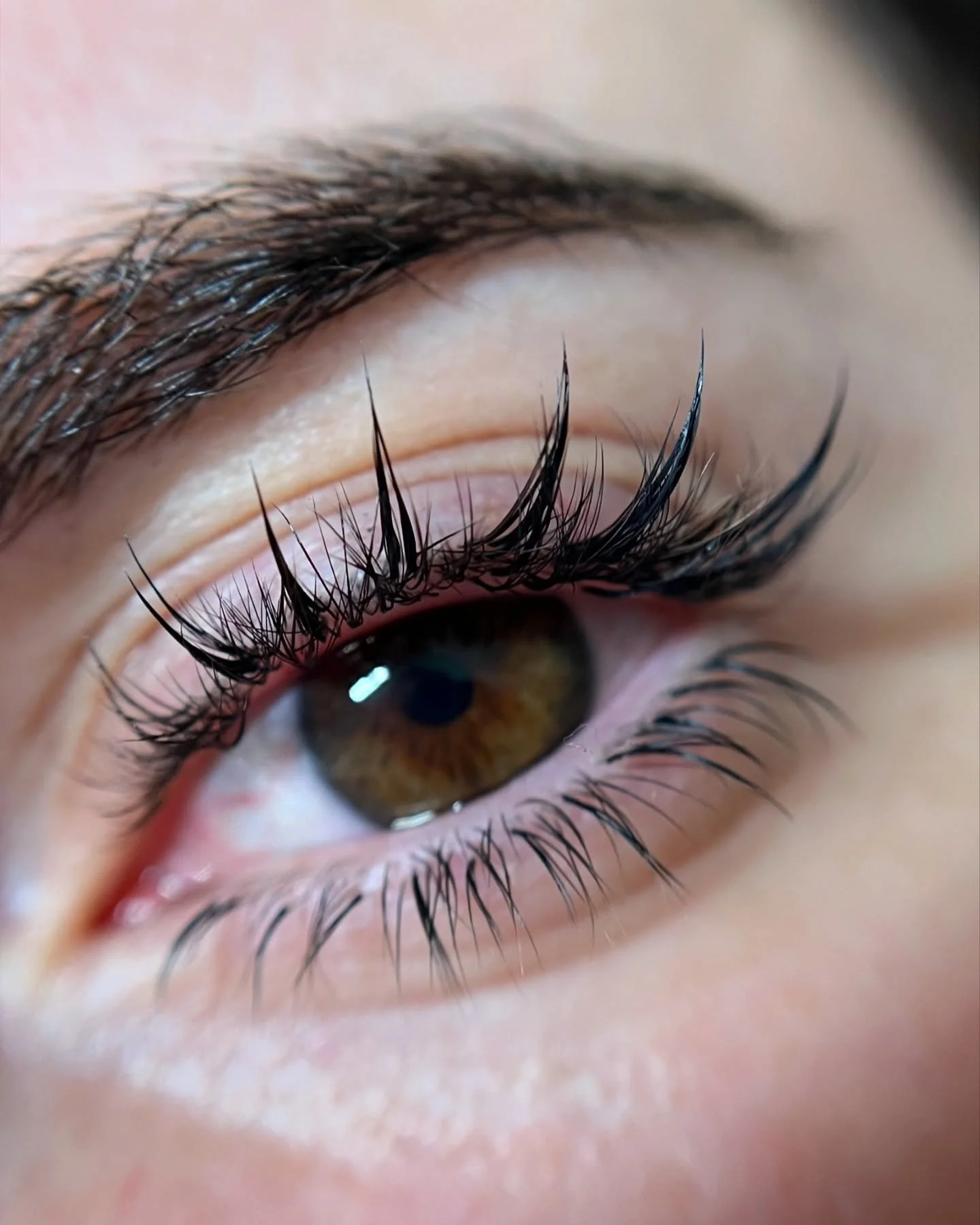 The manhua, anime, manga set&hellip;whatever you want to call it - it&rsquo;s freakin&rsquo; cute and it looks EEEVEN better with the added lower extensions 😜🌟

April appointments are now very limited!
Head to the link in bio to check out my availa