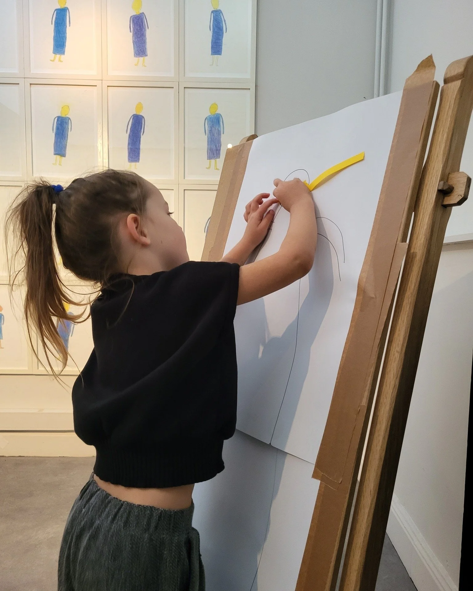 𝙺𝚘𝚖 𝚖𝚘𝚛𝚐𝚎𝚗 𝚜𝚙𝚎𝚕𝚎𝚗, 𝚔𝚒𝚓𝚔𝚎𝚗 𝚎𝚗 𝚘𝚗𝚝𝚍𝚎𝚔𝚔𝚎𝚗 𝚒𝚗 𝚑𝚎𝚝 𝚖𝚞𝚜𝚎𝚞𝚖! ✨

In deze kleurrijke expo op kindermaat wacht een wereld vol vrolijke doe- en kijkopdrachten. Zo wordt een museumbezoek een echt avontuur voor kinderen 