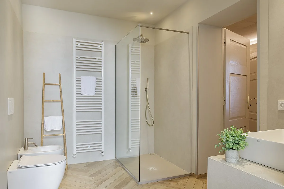 Bathroom room 2, 3
