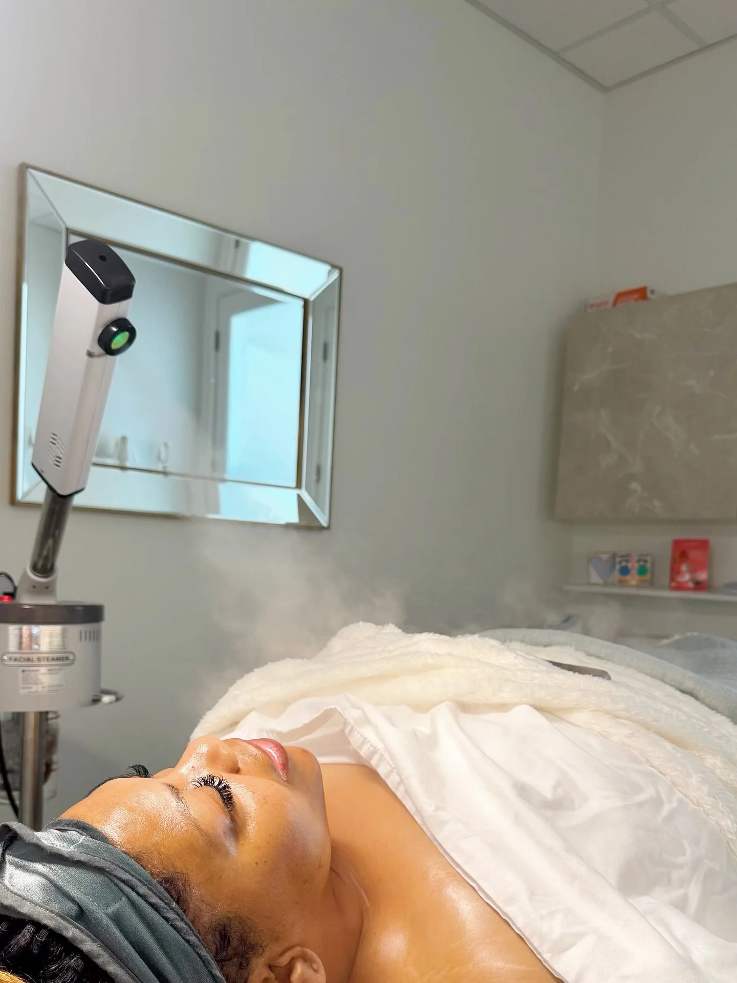 A view that never gets old 🧖&zwj;♀️ enjoy $20 off Organic Go &amp; Glow Facials this month !!!