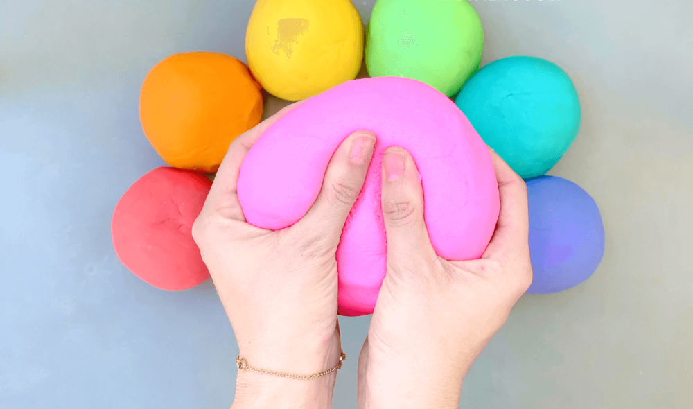 Hack a LACK Into a Play-Doh Play Table With Extra Storage : 6