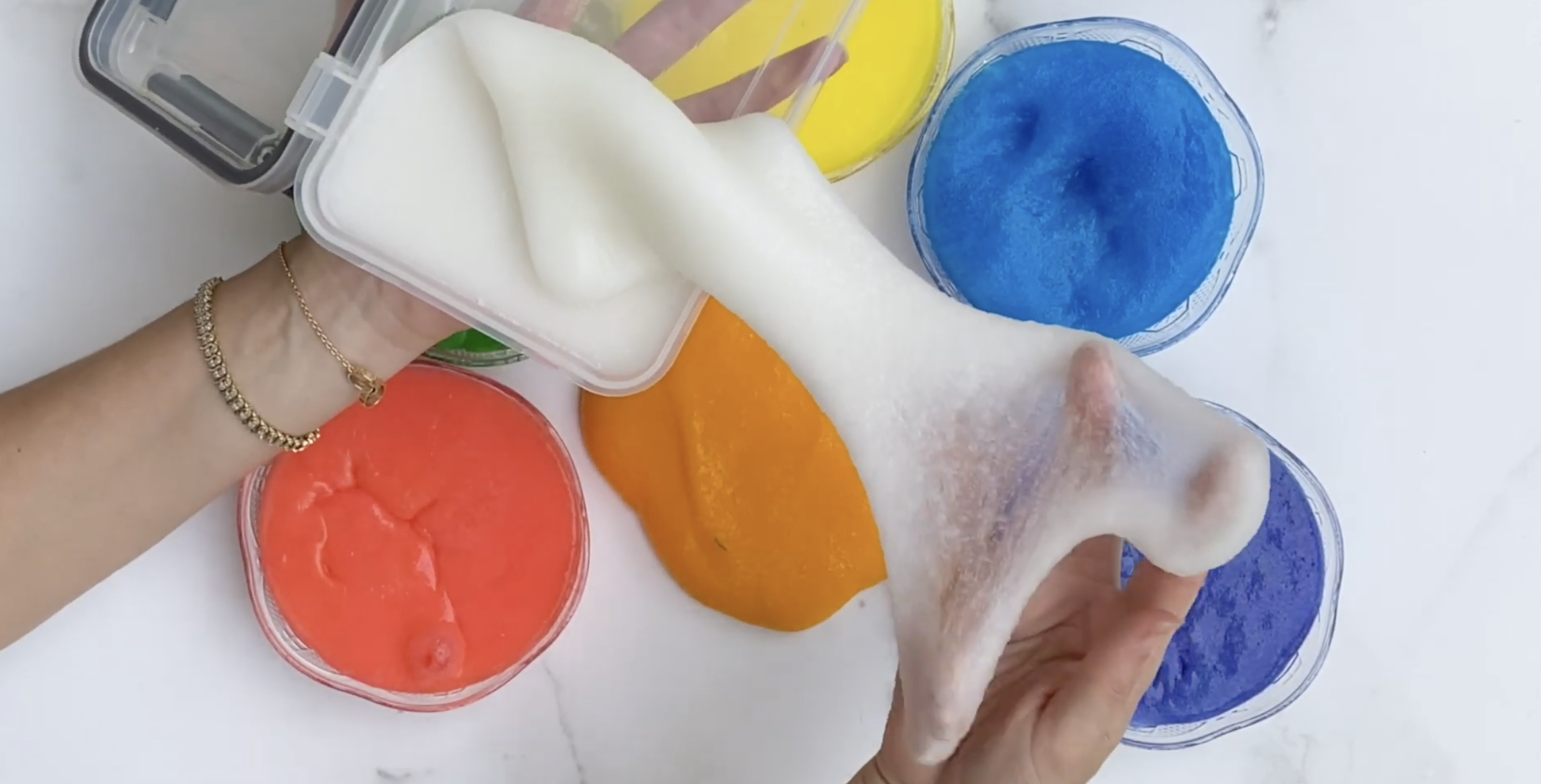 Colorful Glutinous Cleaning Supplies : Cleaning Slime