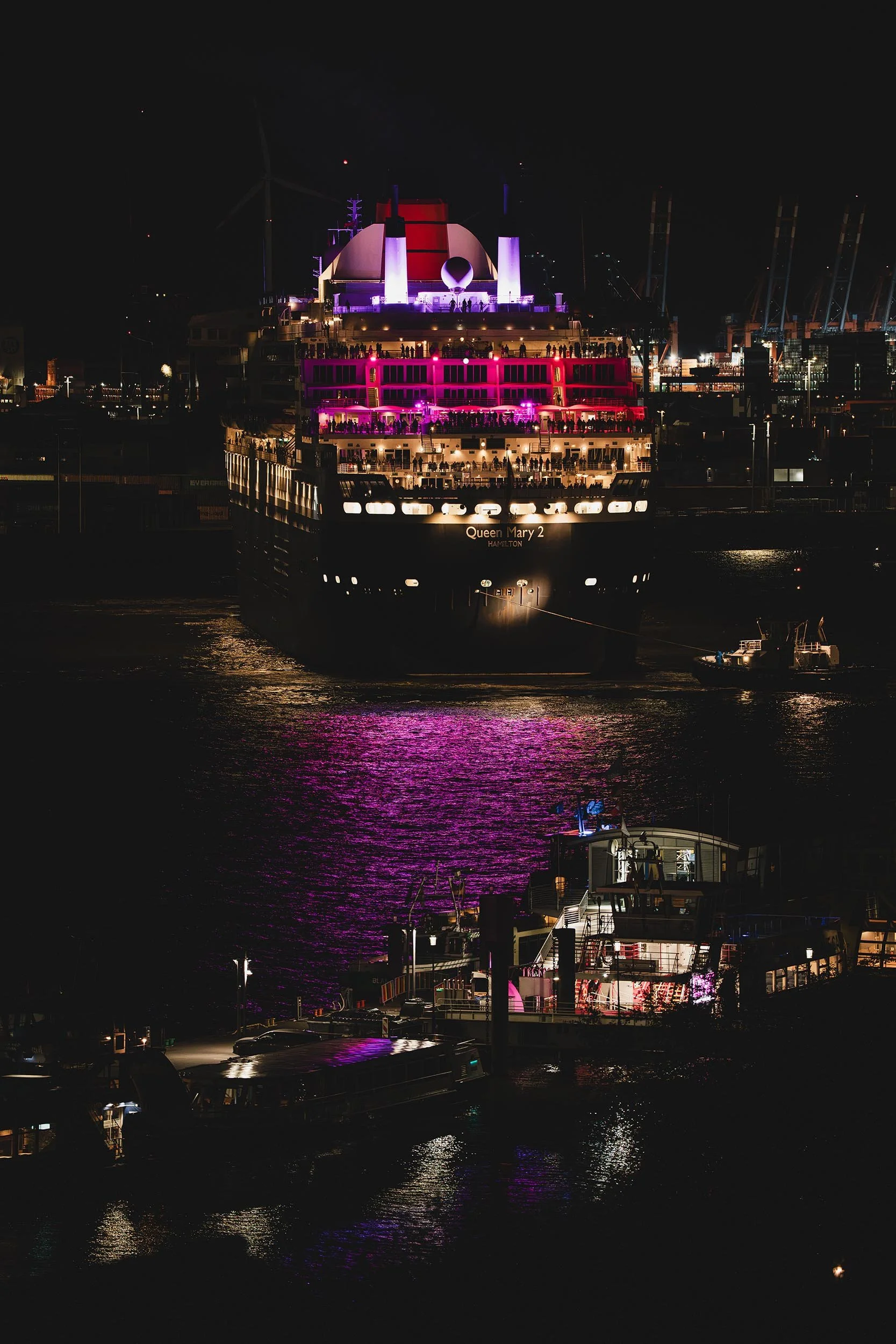 QUEEN MARY 2