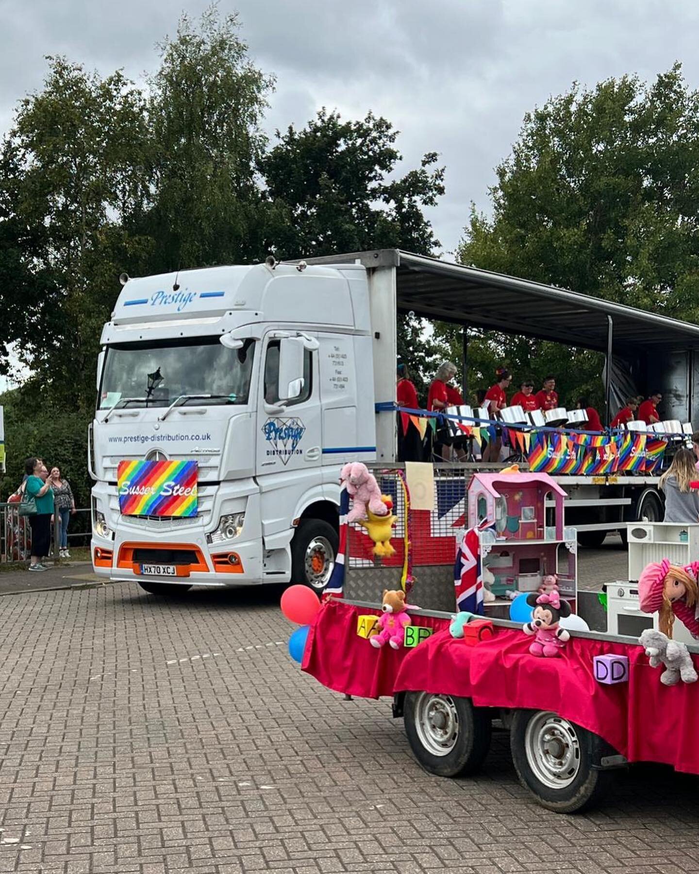 🎊 Ashington Festival 🎊

Saturday we were proud to help out for the Ashington Fate!

A local village to us &amp; we always feel privileged to be asked to provide vehicles for the floats! Something we have been doing for many years now &hellip; in fa