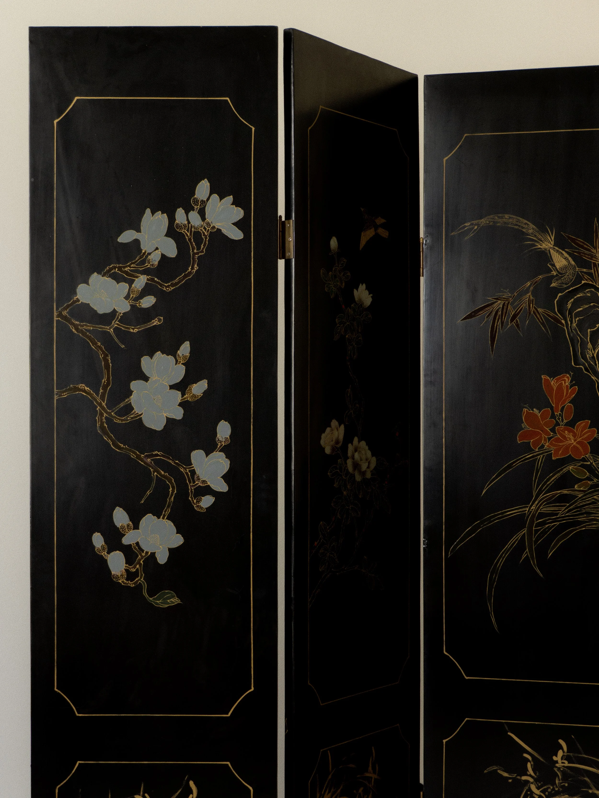 folding-screen-black-mother-of-pearl-18.jpg