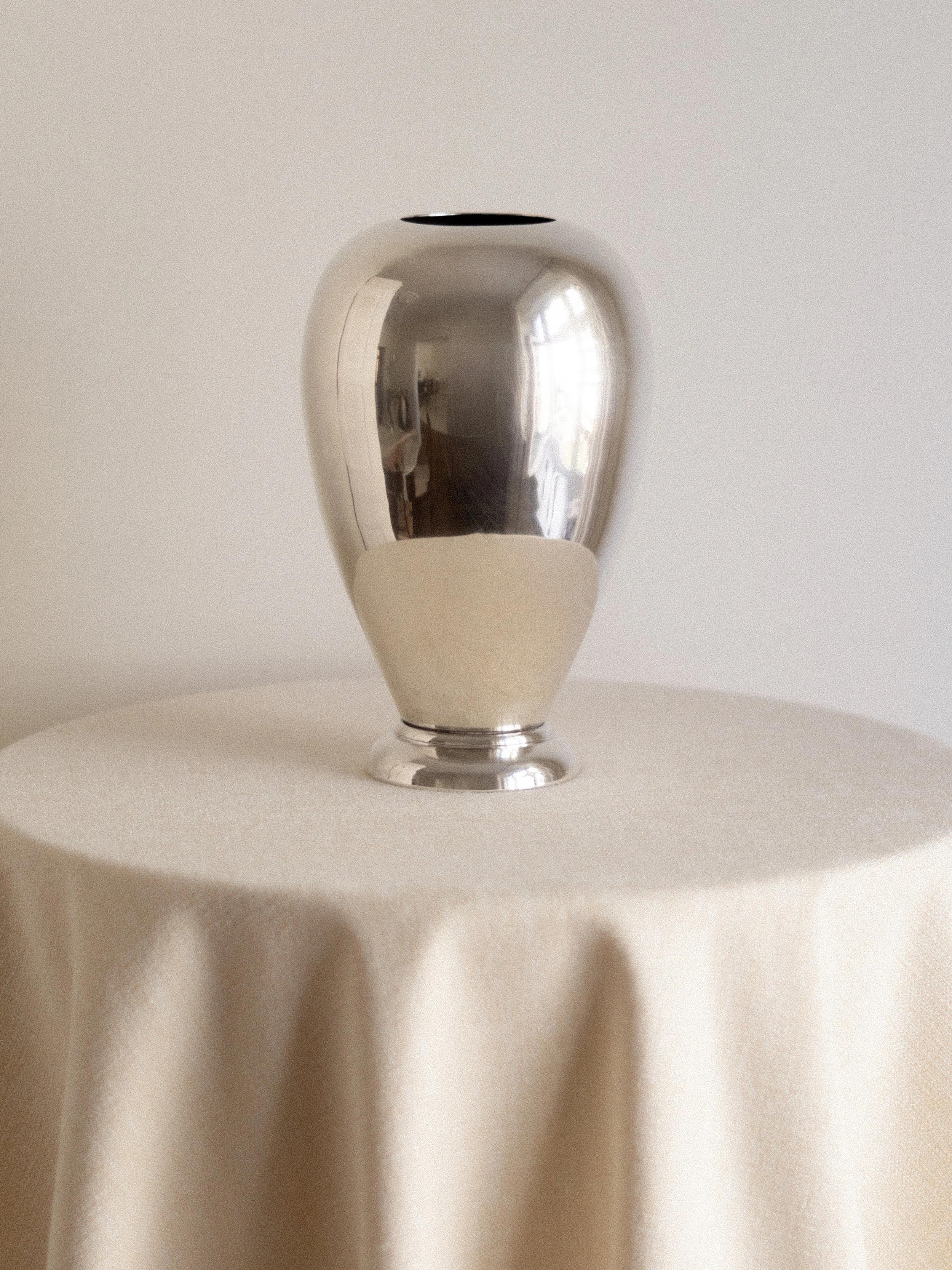 art deco-vase.jpg