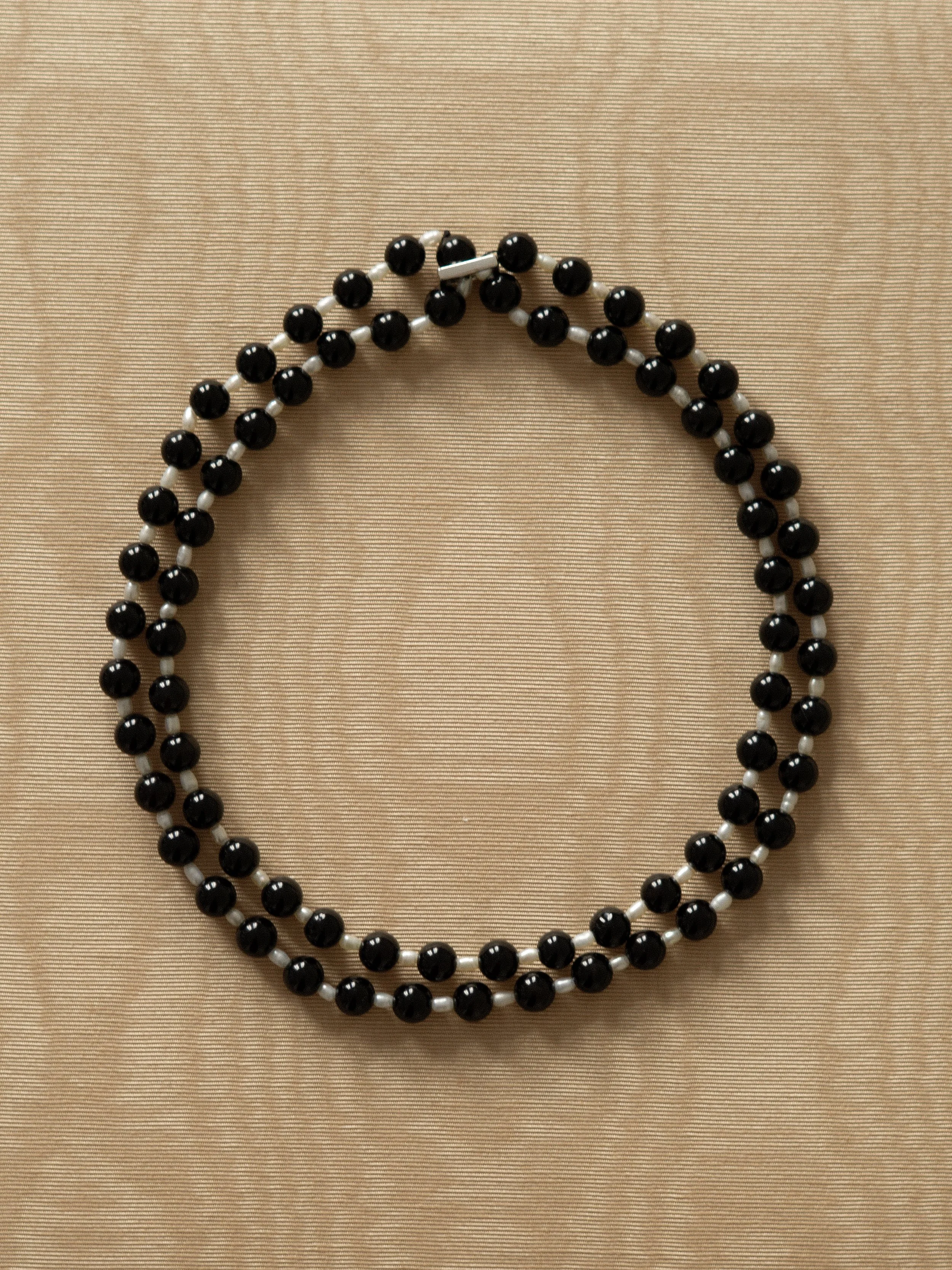 necklace-onyx-pearl-2.jpg