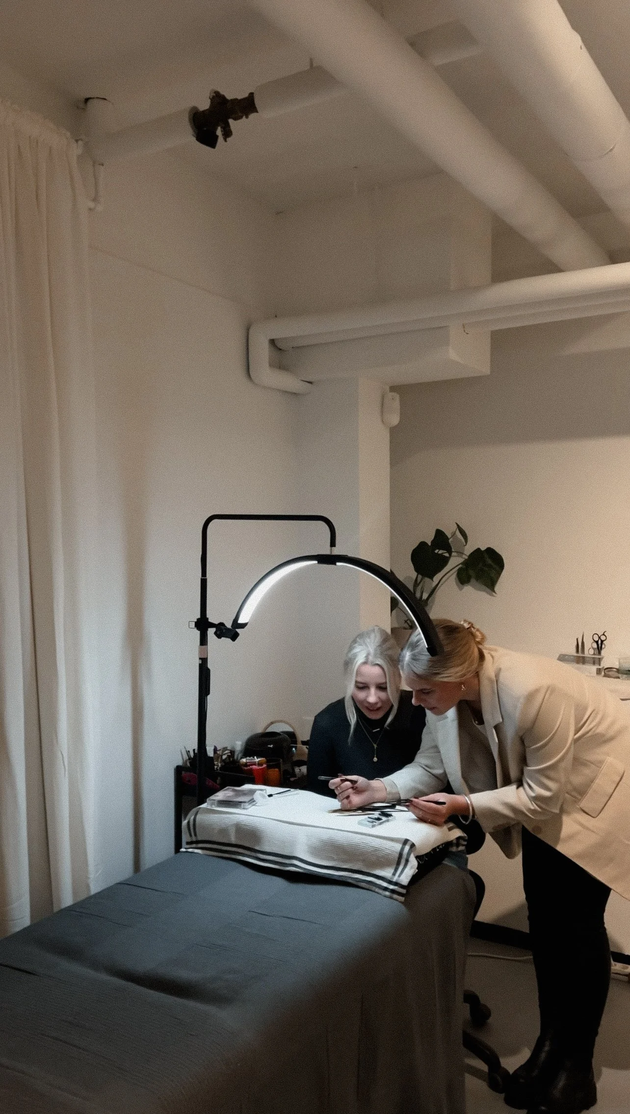 single lashes course.JPG