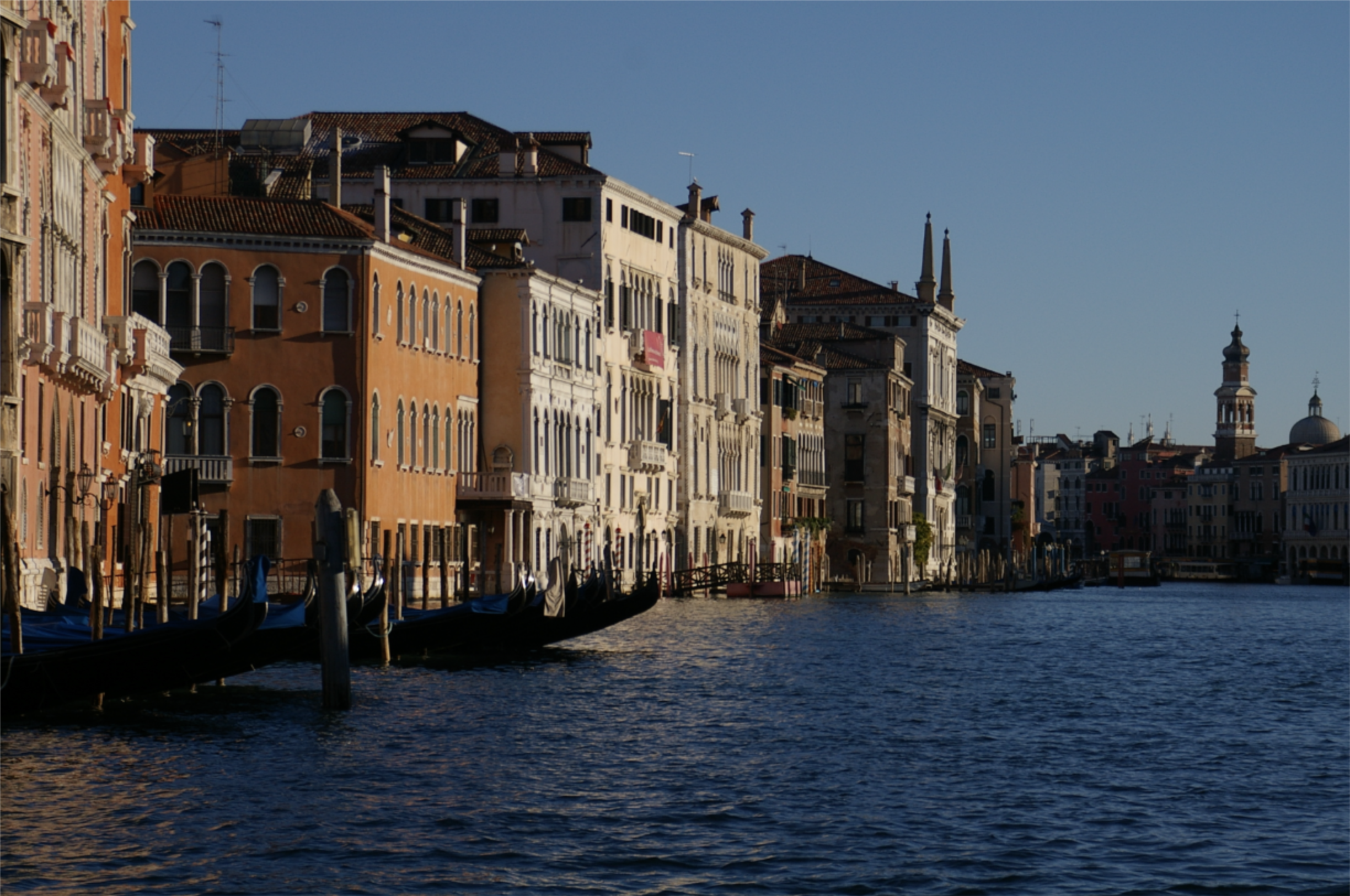 The Photo Art of 'Venezia e Napoli' 4.png