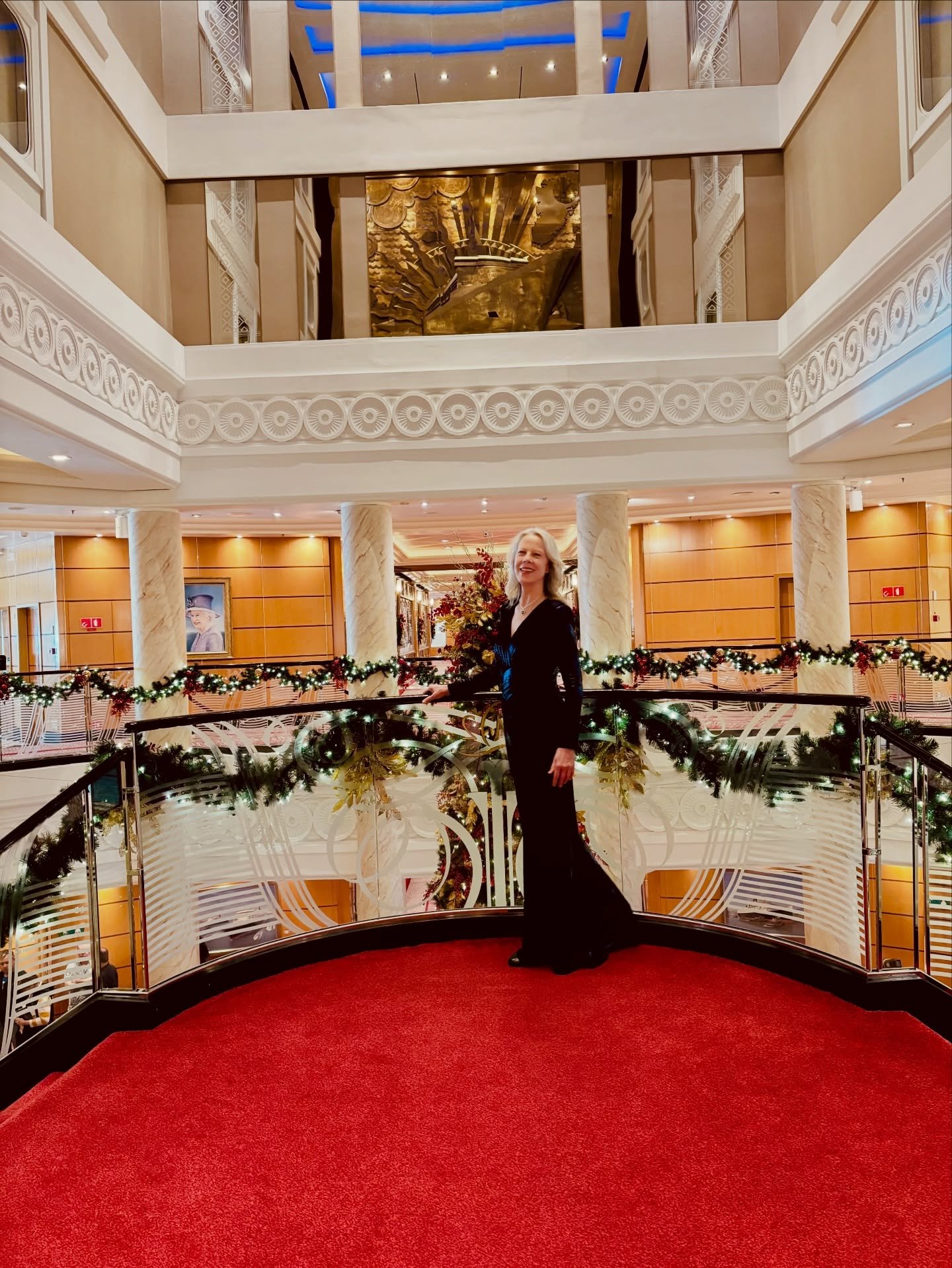 Hello from Queen Mary 2. I love the Christmas decorations everywhere, and the whole mood aboard is very festive. 
Recital no. 1 was great fun (thank you for the standing ovations🙏). Can&rsquo;t wait for recital no. 2 on Thursday.