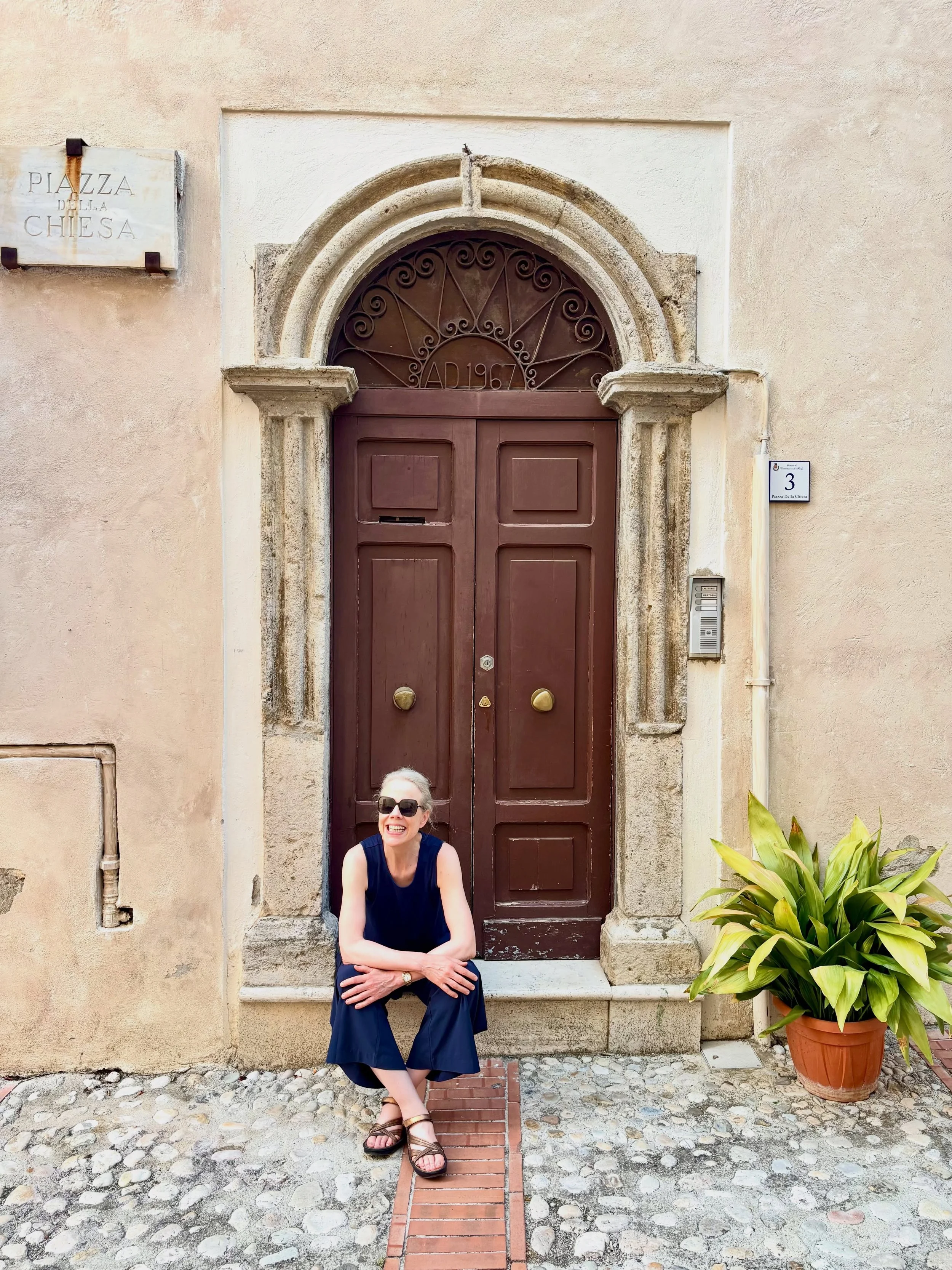 Hello Hello from beautiful Italy 🇮🇹😎🎹🤗

ArtePiano #summerfestivalpiano #summerfun #piano #classicalmusic