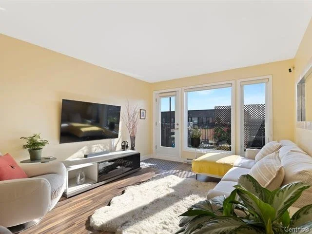 2232 rue Théodore, Montreal (Mercier)