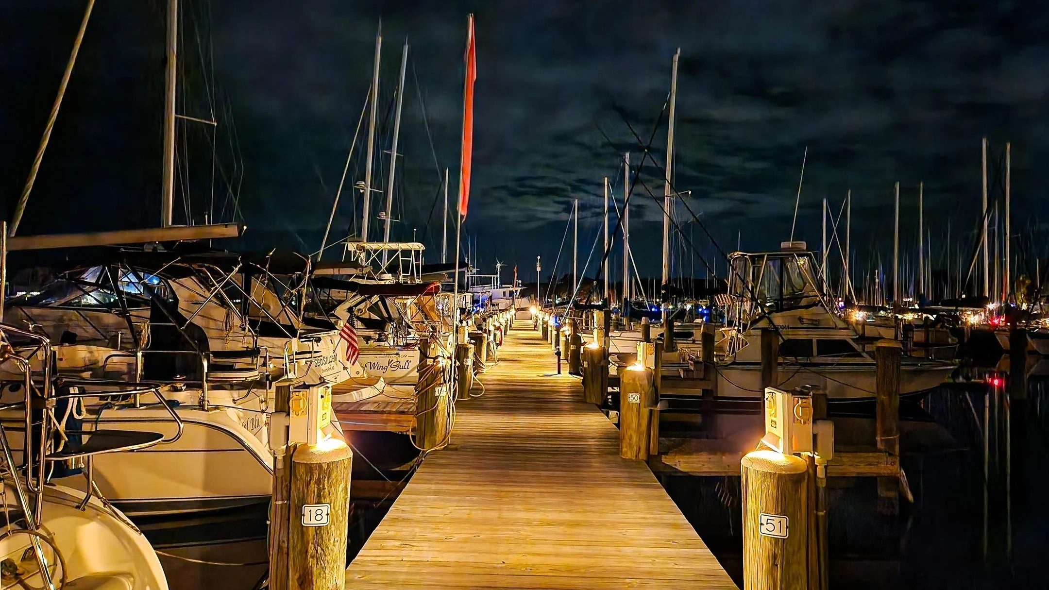 A view of the docks at night.

#sailingmarywaters #svmarywaters