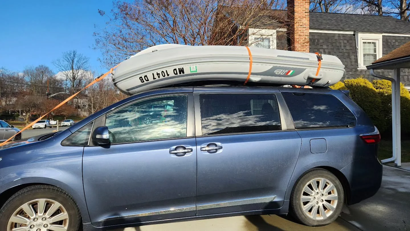 Transporting dinghy to sailboat...

#sailingmarywaters