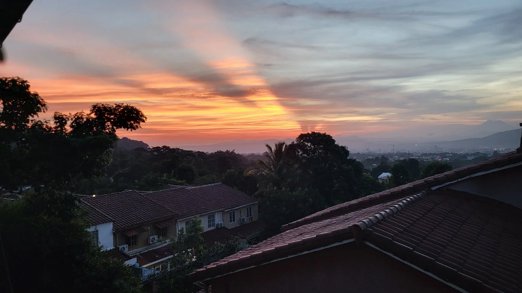 San Salvador-121.jpg